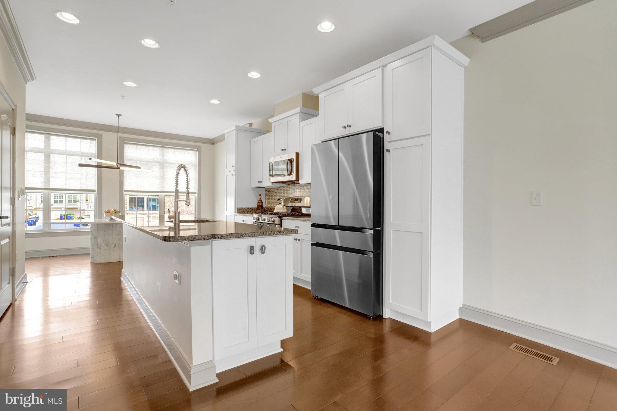 BUCKINGHAM COMMONS - Residential