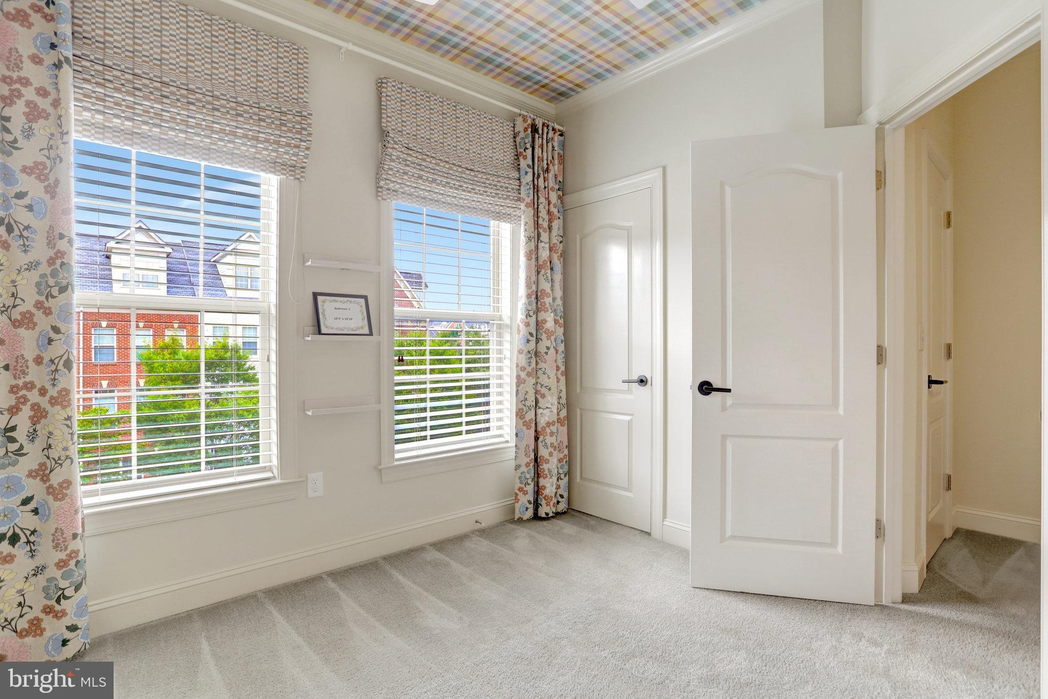 BUCKINGHAM COMMONS - Residential