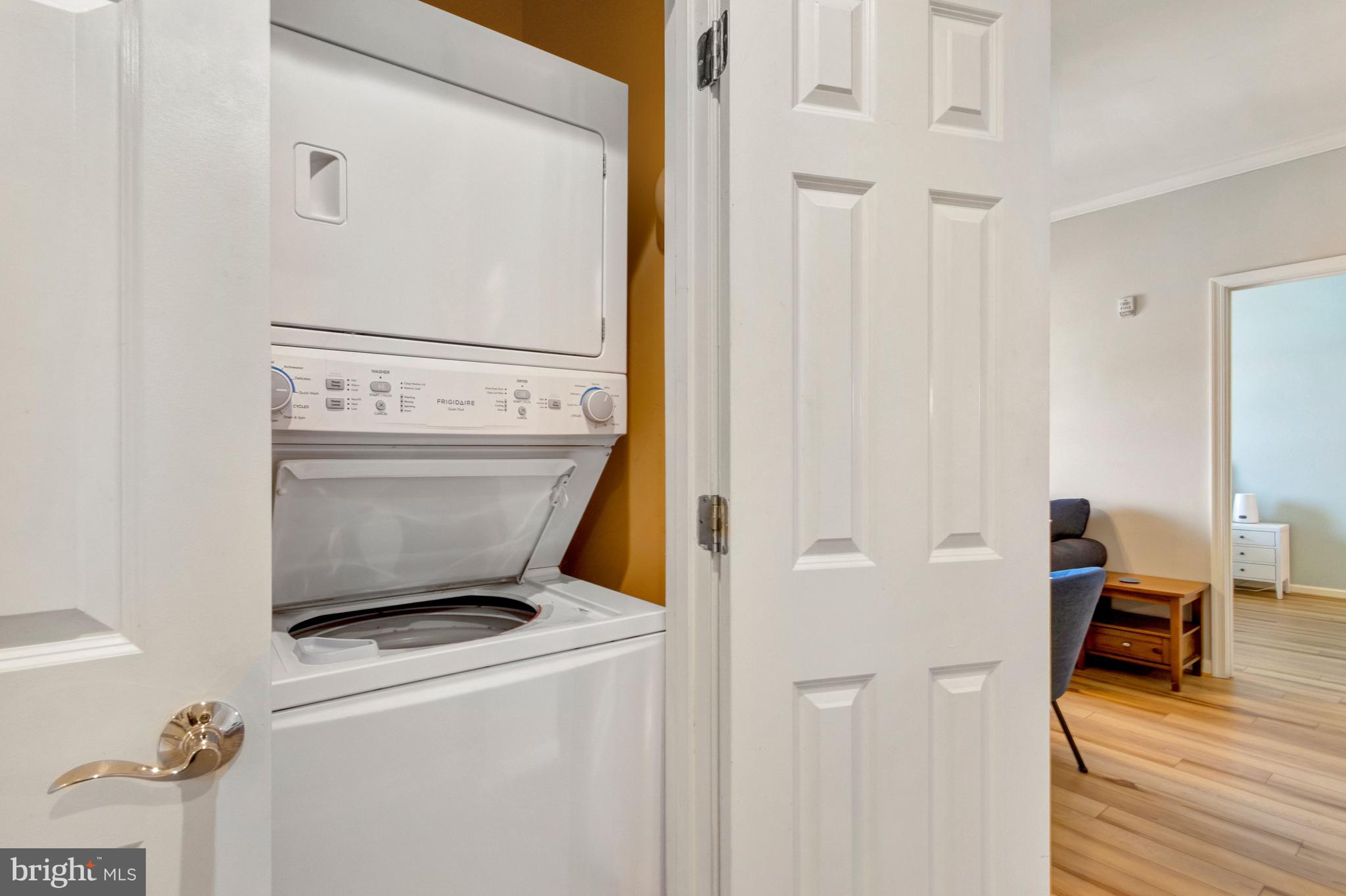 CREEKWOOD - Residential