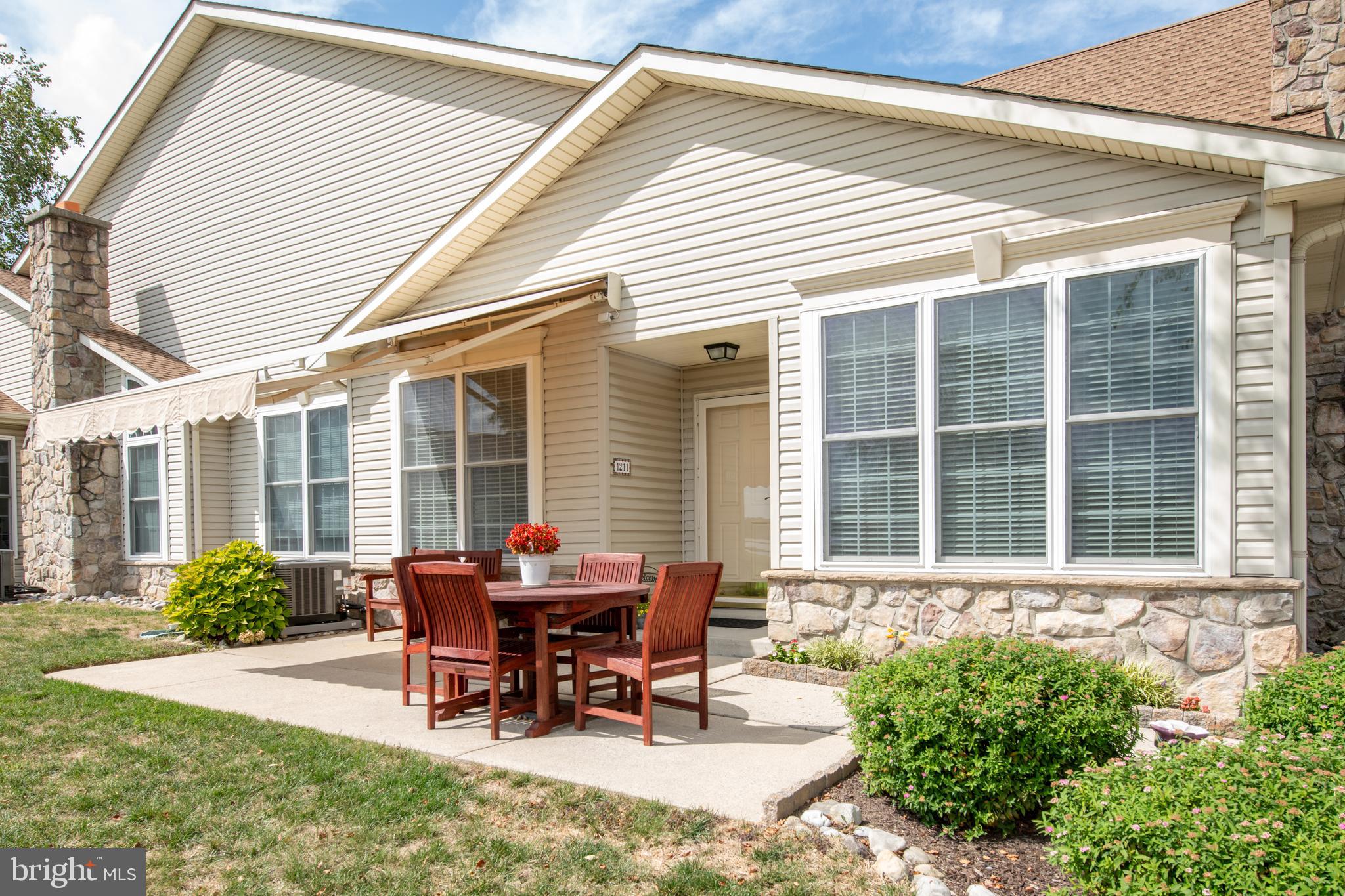 1211 SEABIRD DRIVE 40