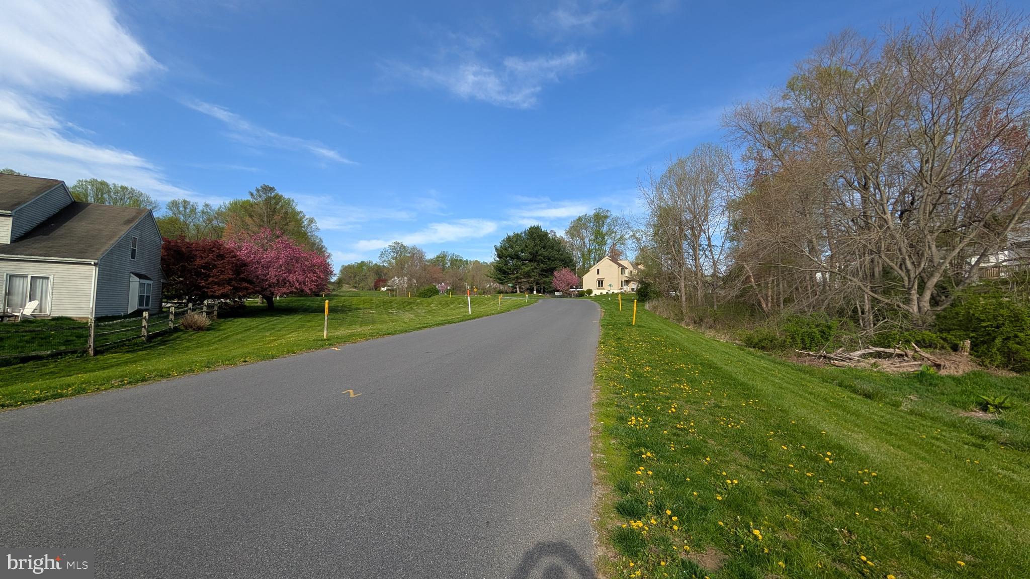 COUNTRY CLUB VALLEY - Residential