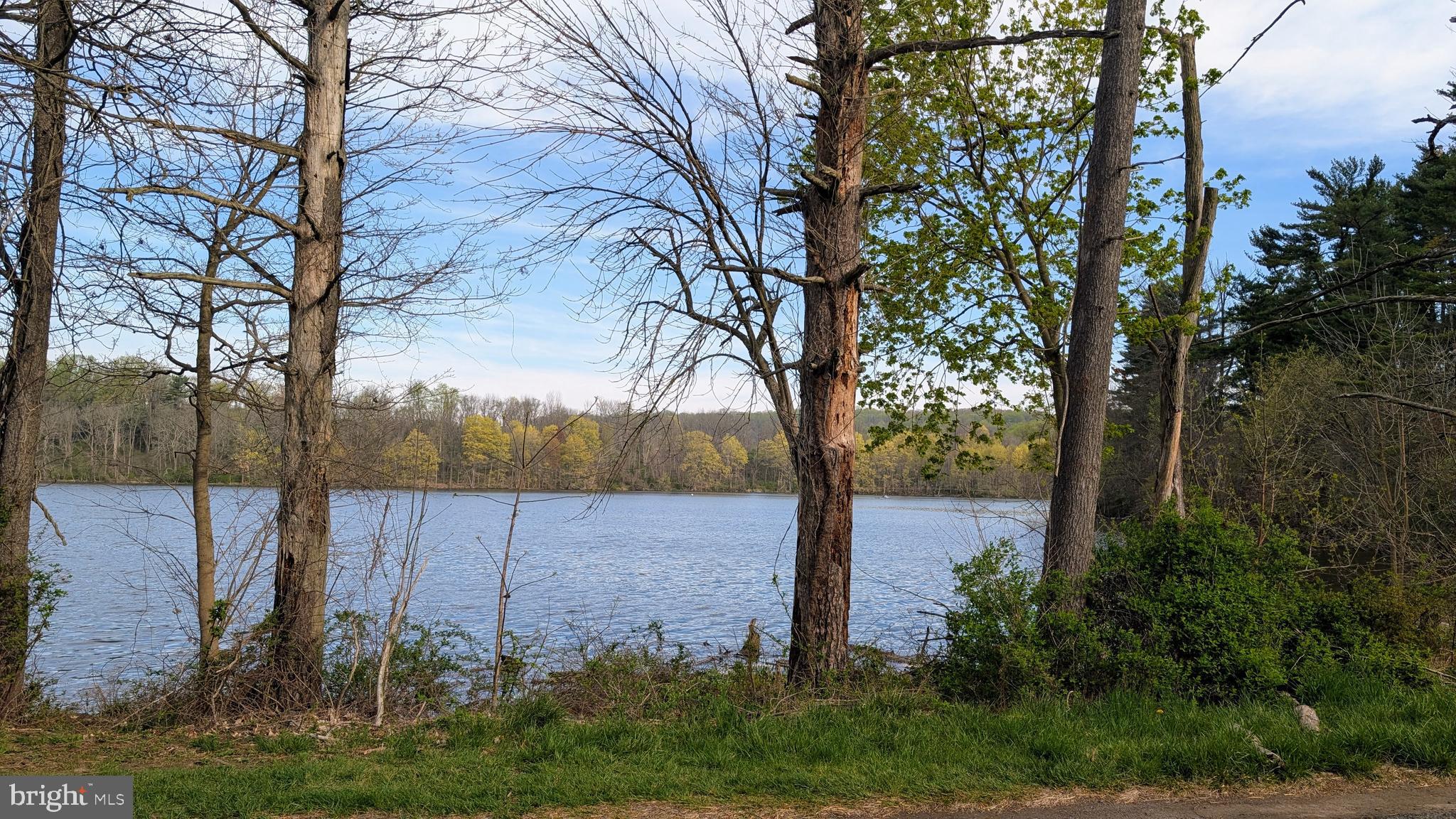 COUNTRY CLUB VALLEY - Residential