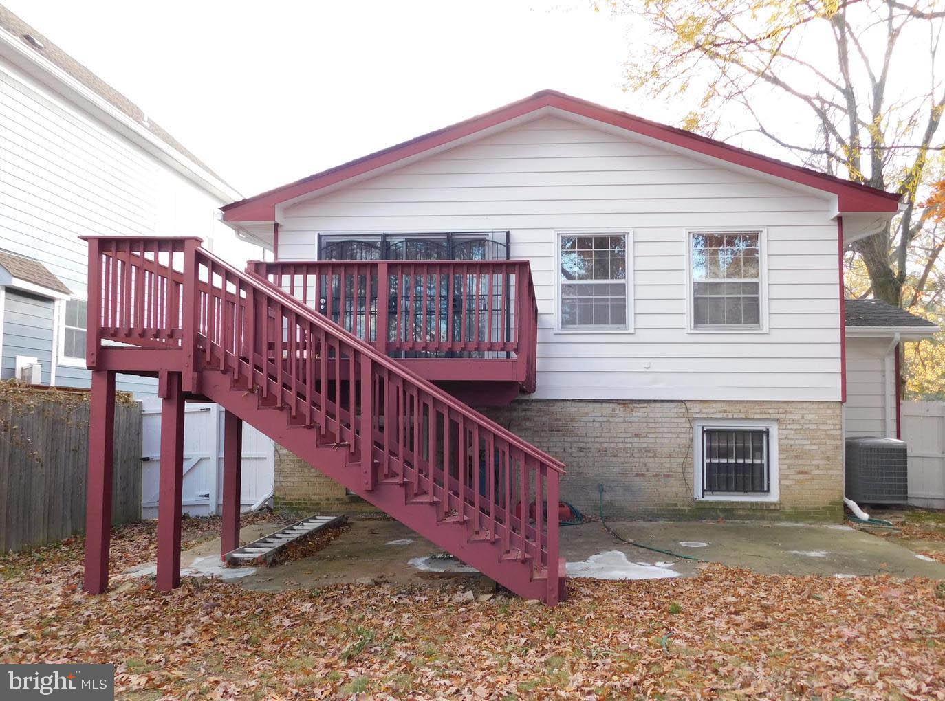 VIRGINIA SQUARE - Residential Lease