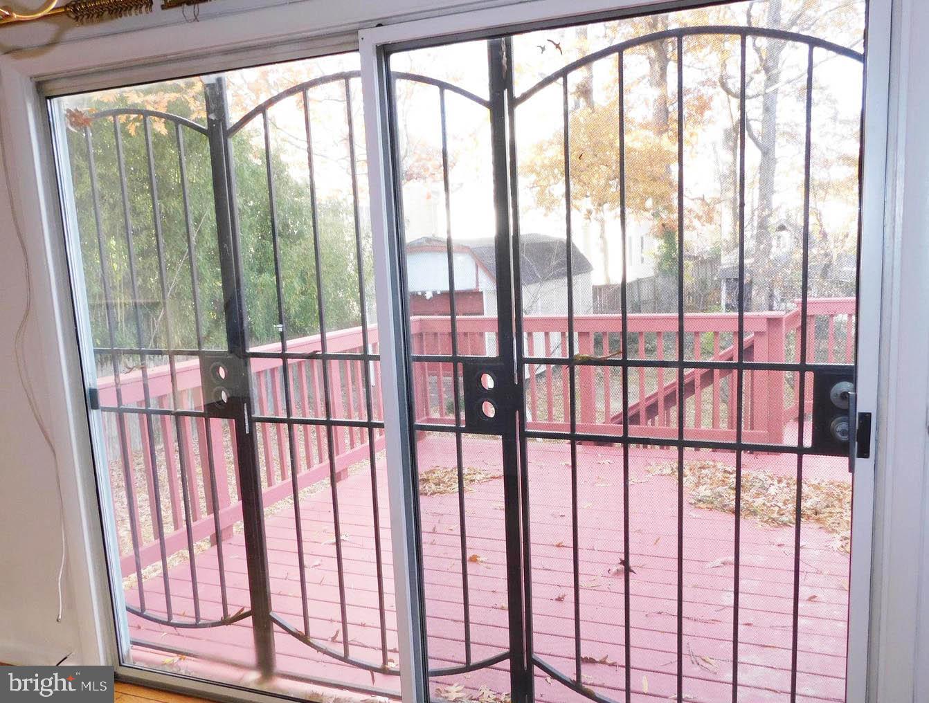 VIRGINIA SQUARE - Residential Lease