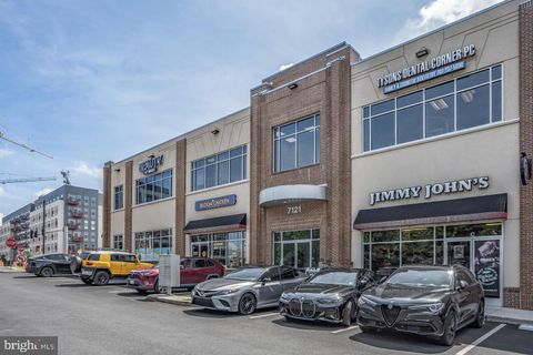 7121 LEESBURG PIKE E 2-2 FALLS CHURCH VA 22043