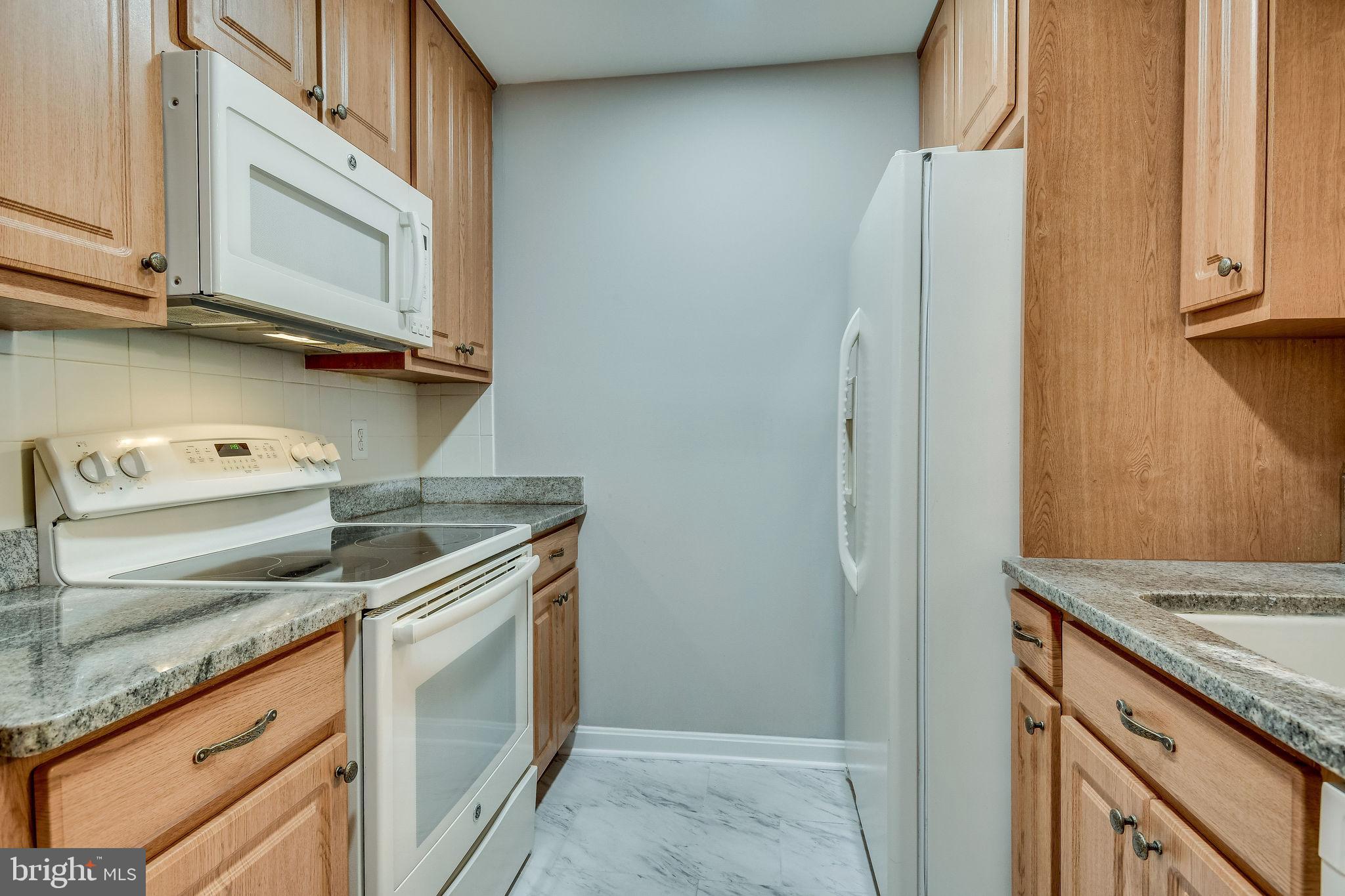 PONDS AT CLIFTON - Residential Lease