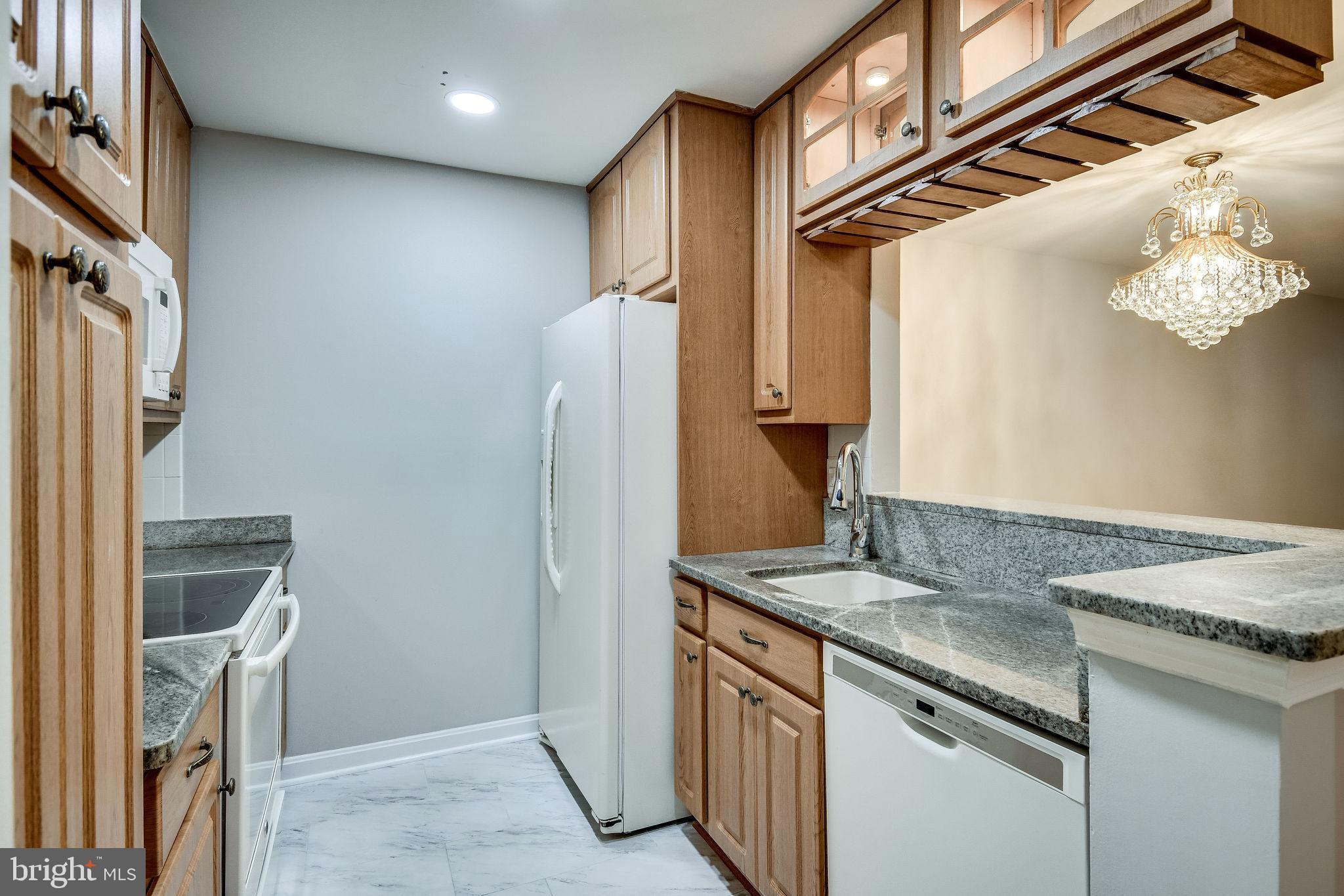 PONDS AT CLIFTON - Residential Lease