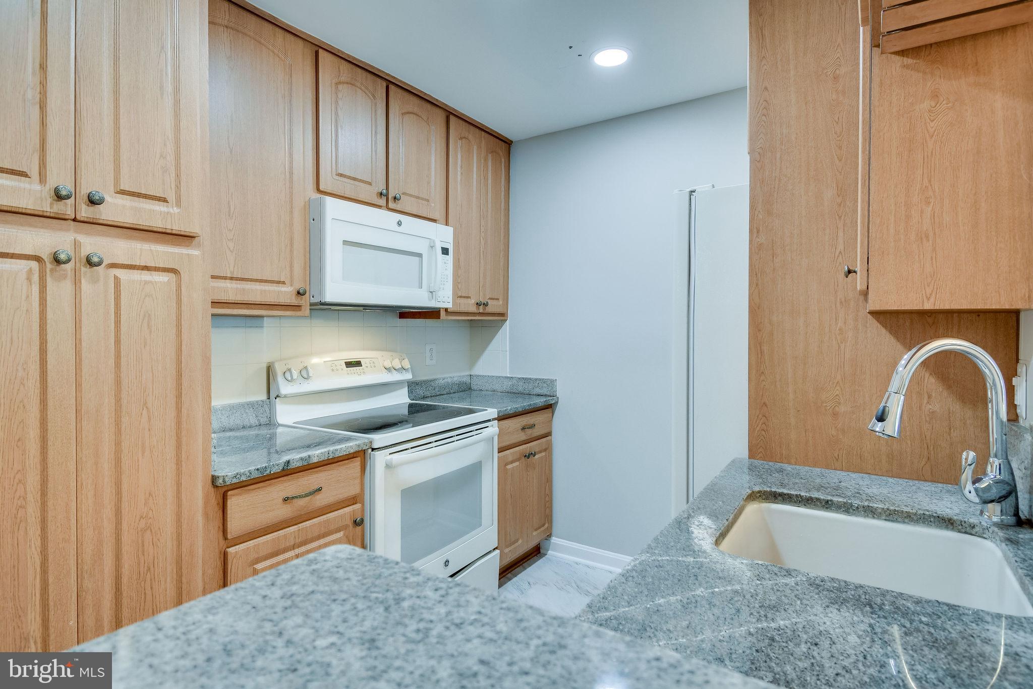 PONDS AT CLIFTON - Residential Lease