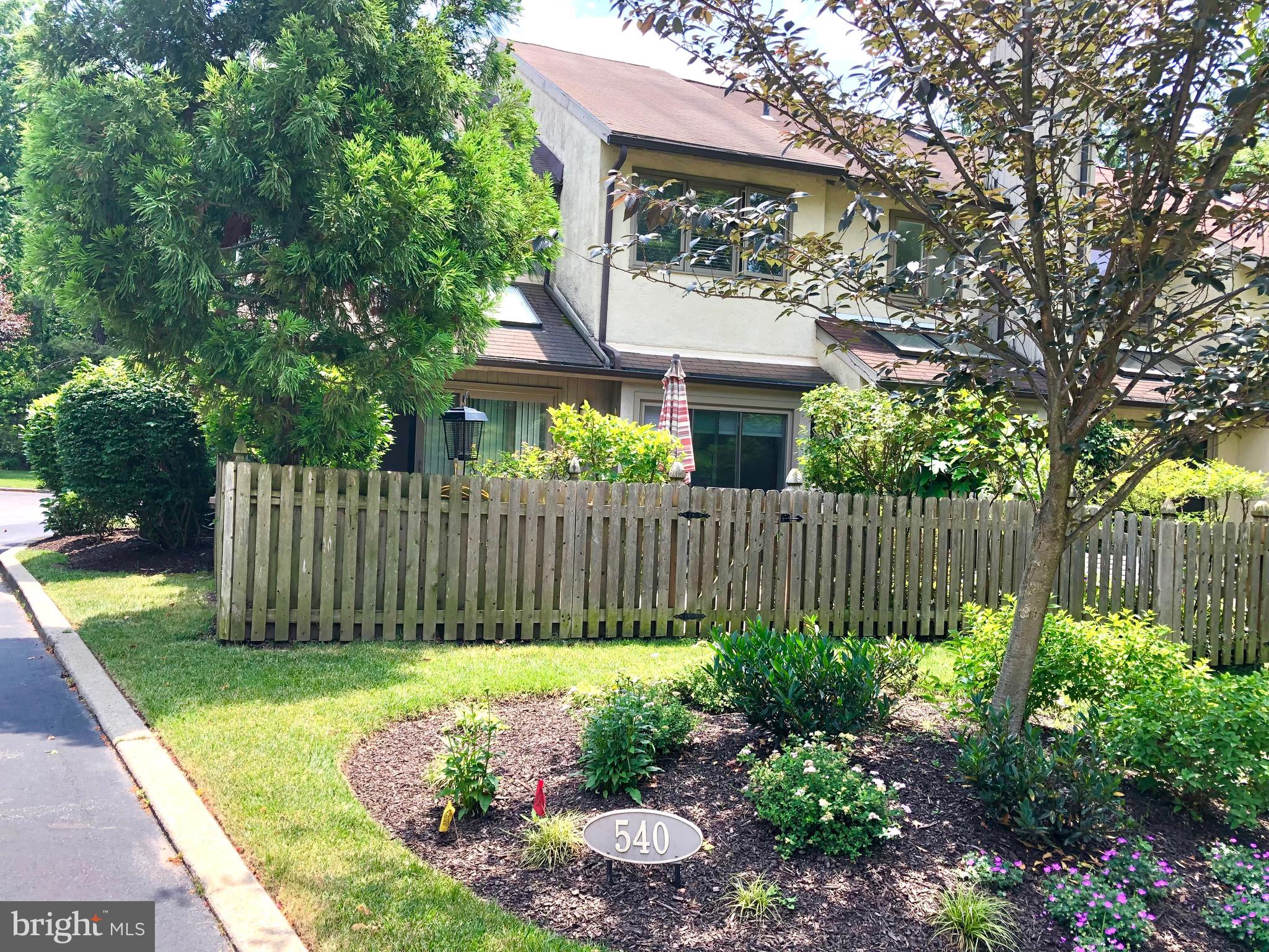 PENN WYNNE - Residential