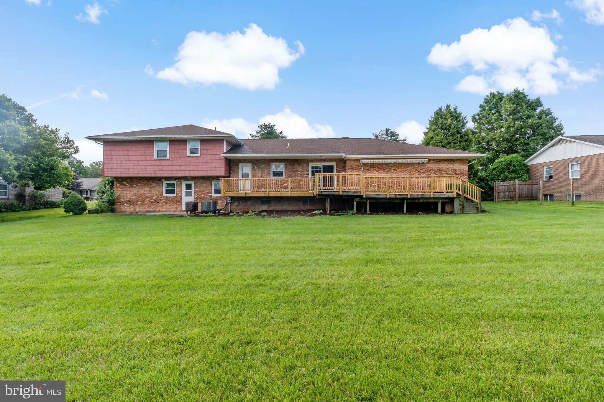 319 HERMITAGE DRIVE