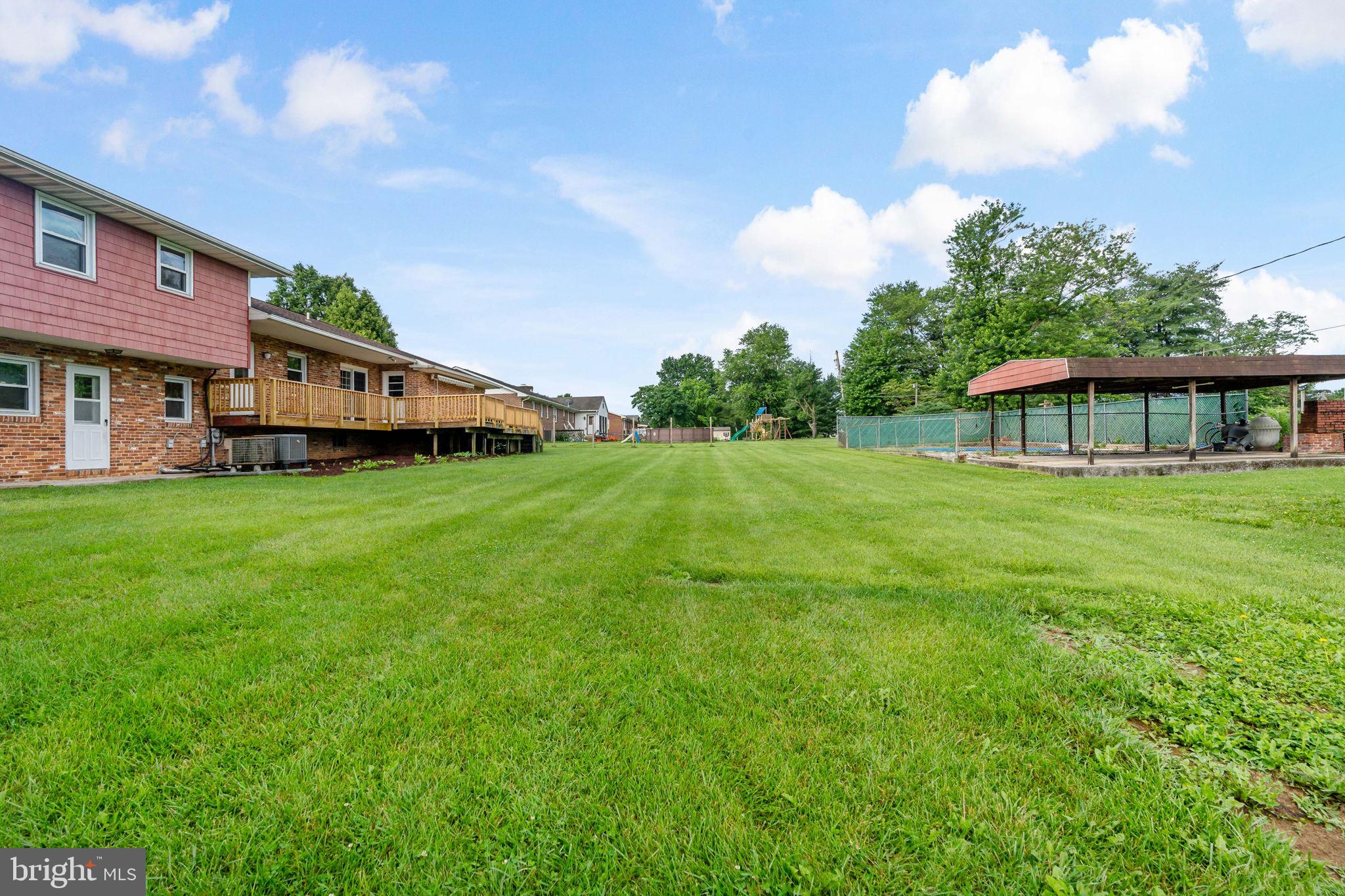 319 HERMITAGE DRIVE