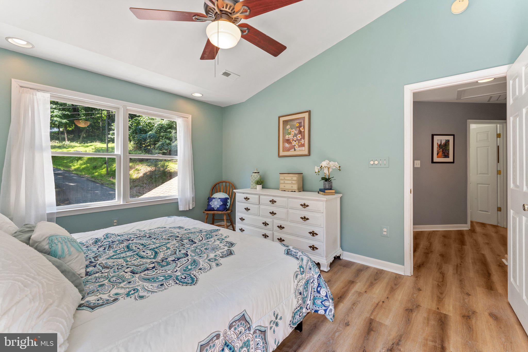 HIGH KNOB - Residential