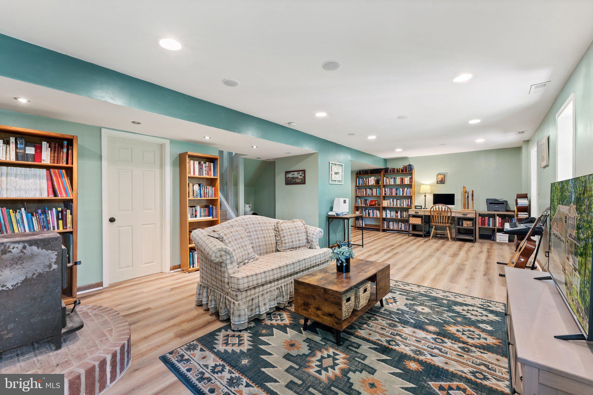 HIGH KNOB - Residential