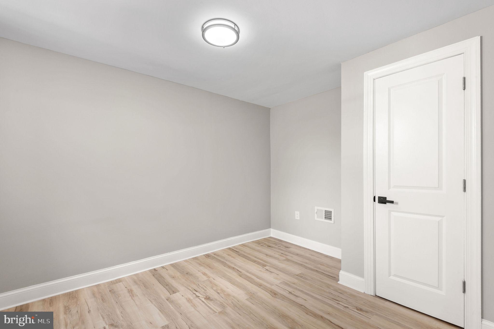 PHILADELPHIA (SOUTH) - Residential