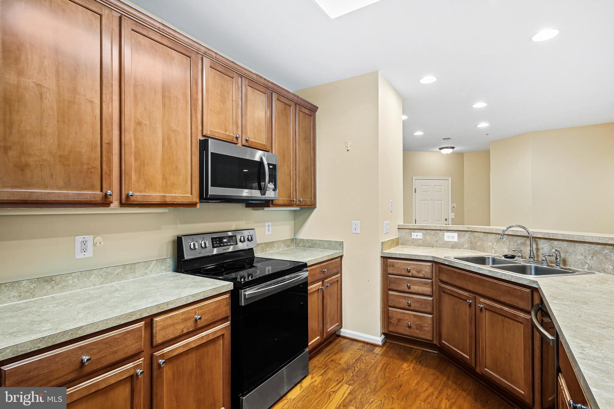 WYNDHAM COMMON - Residential