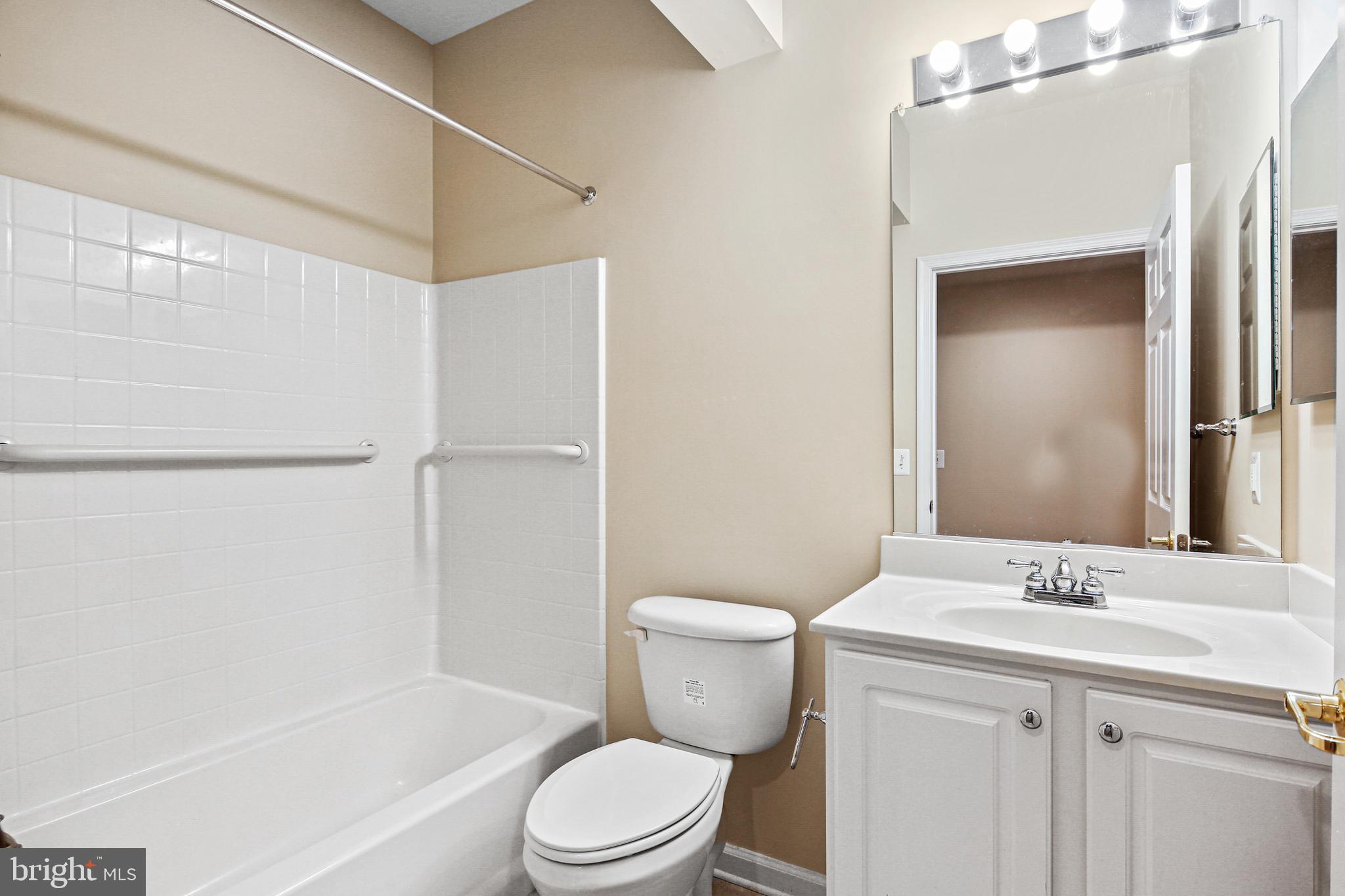 WYNDHAM COMMON - Residential