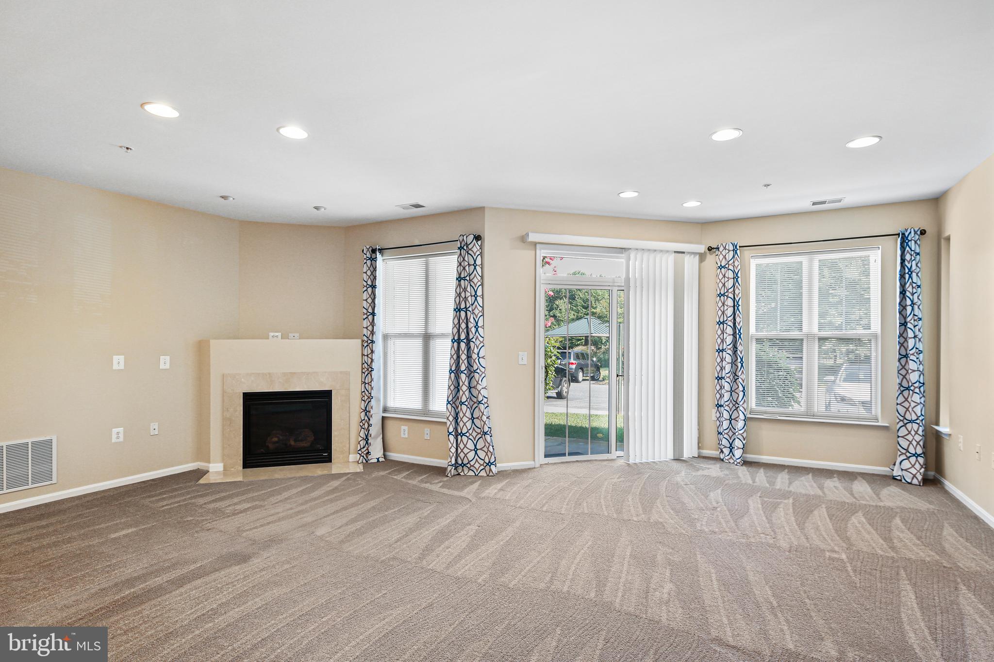 WYNDHAM COMMON - Residential