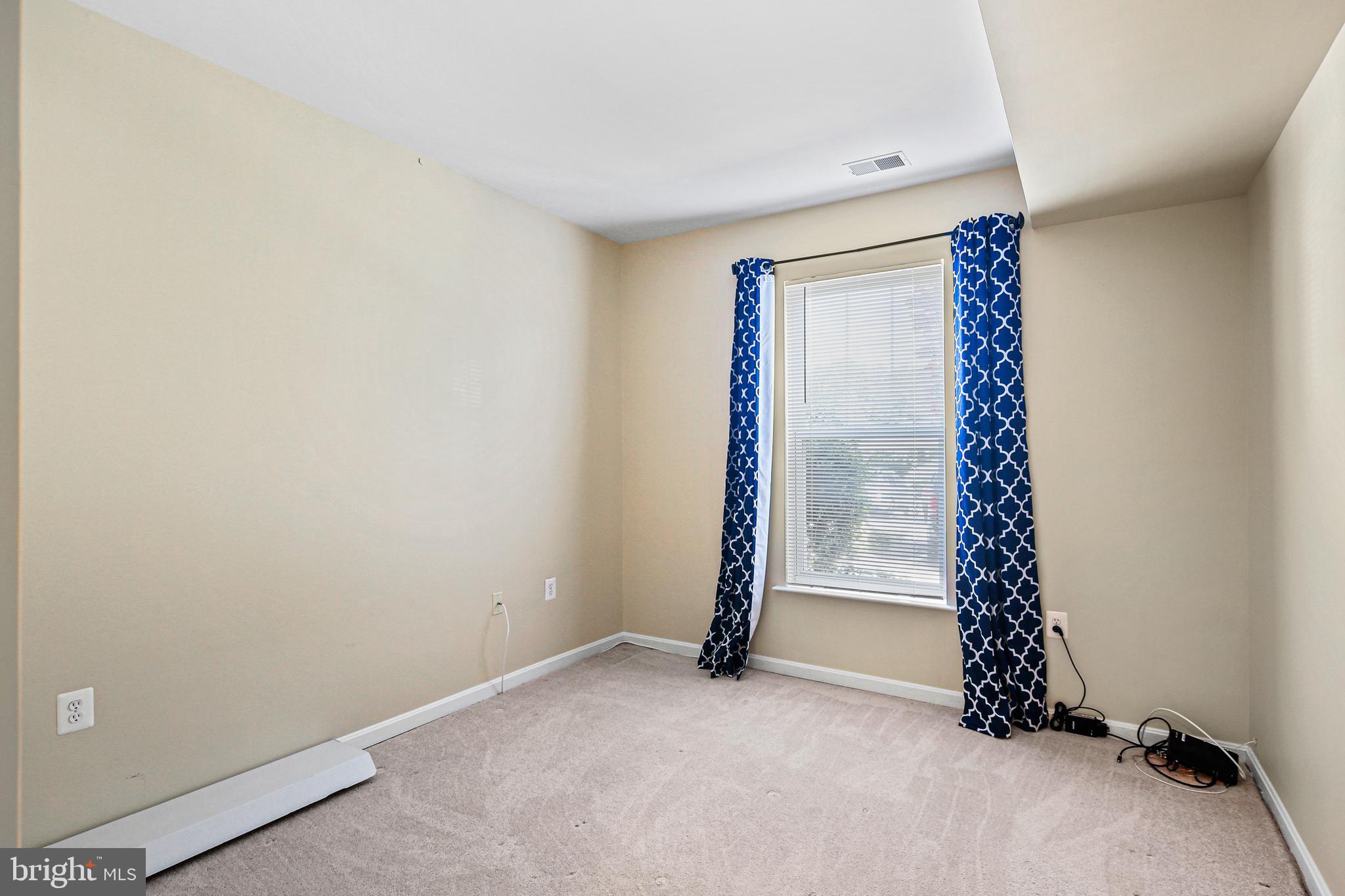 WYNDHAM COMMON - Residential