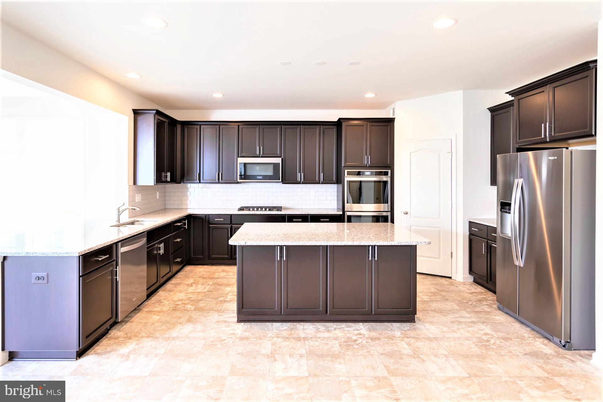 ARCHERS ROCK - Residential