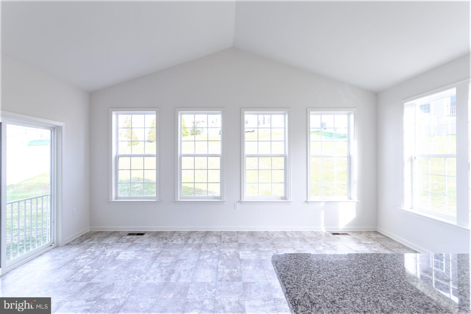 ARCHERS ROCK - Residential