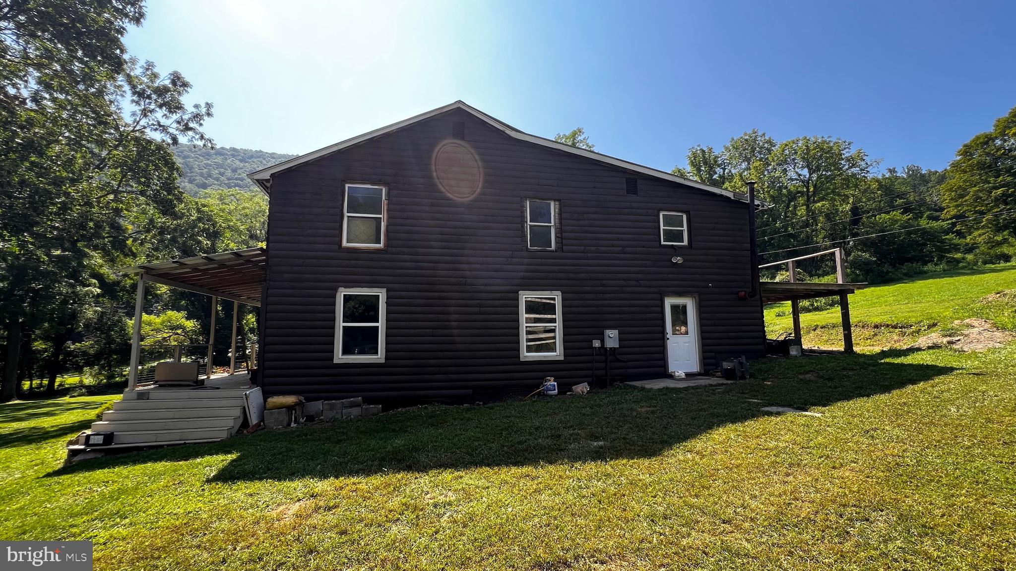 NONE UNRESTRICTED - Residential