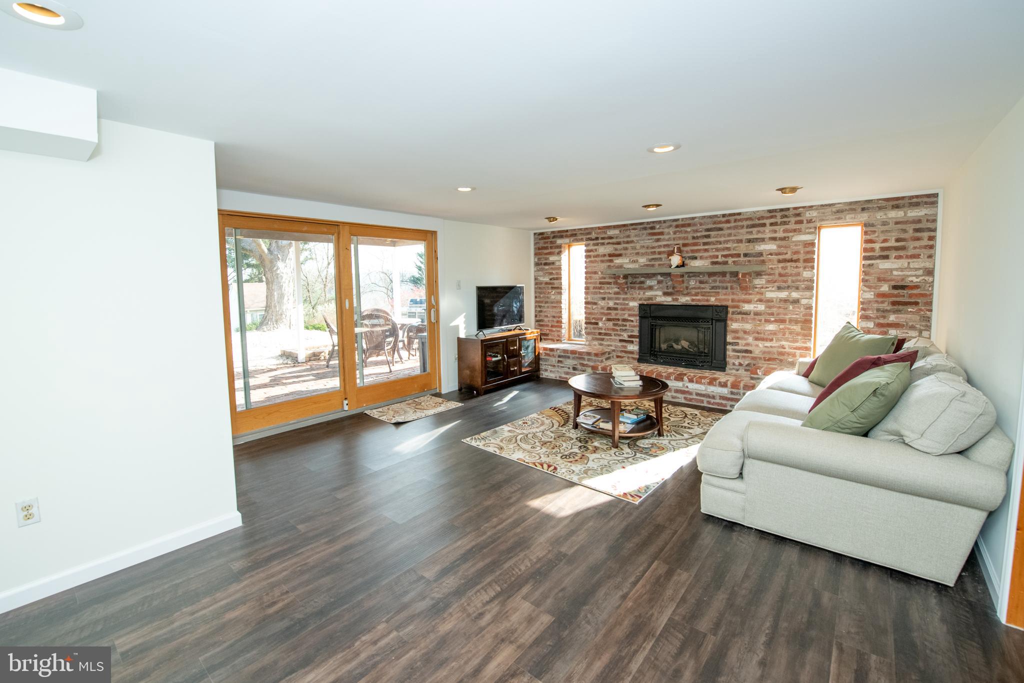 WITHERINGTON HGTS - Residential