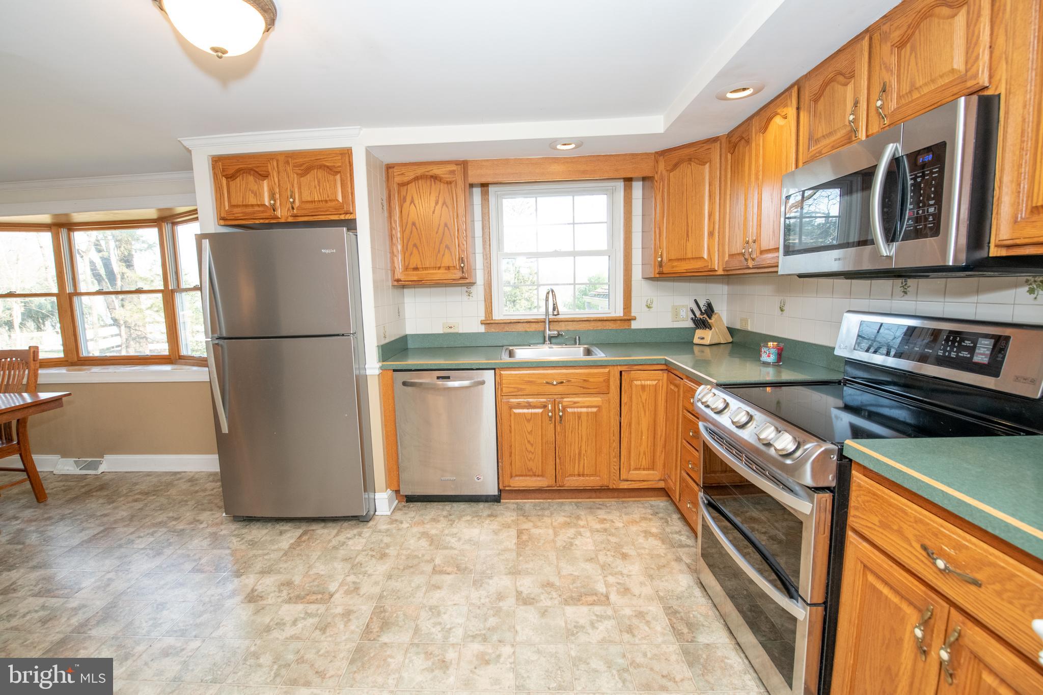 WITHERINGTON HGTS - Residential