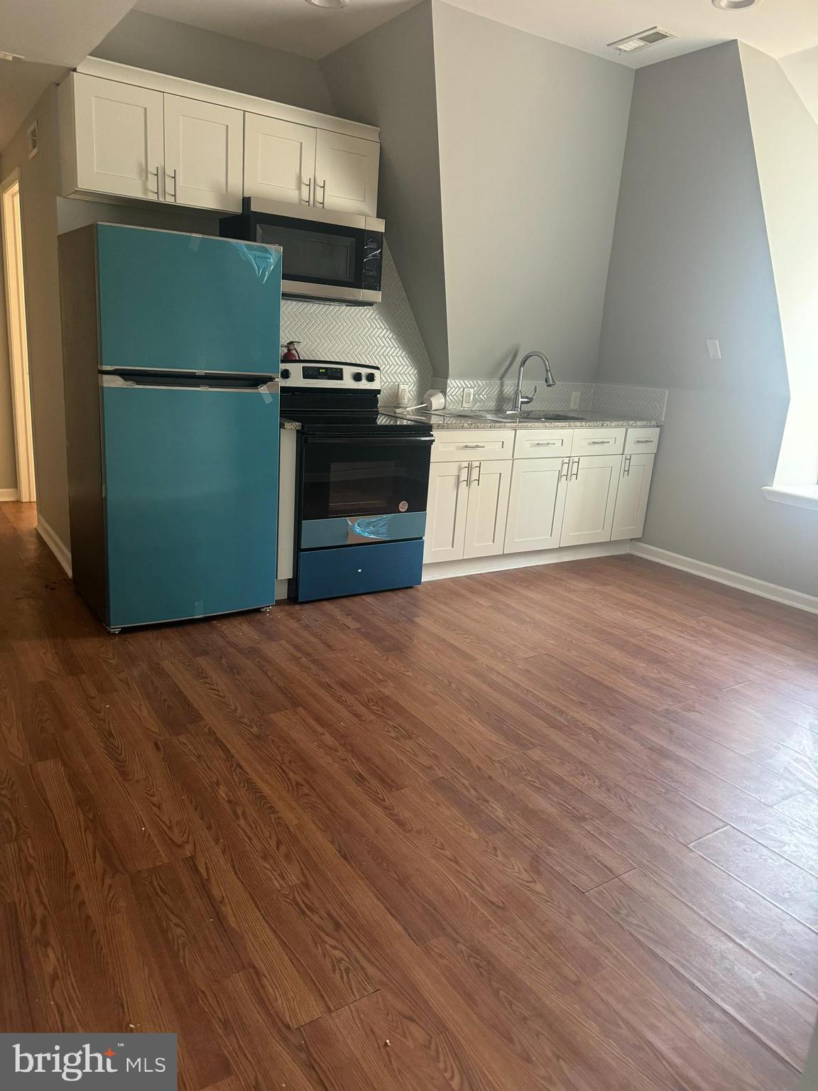 BELMONT - Residential Income
