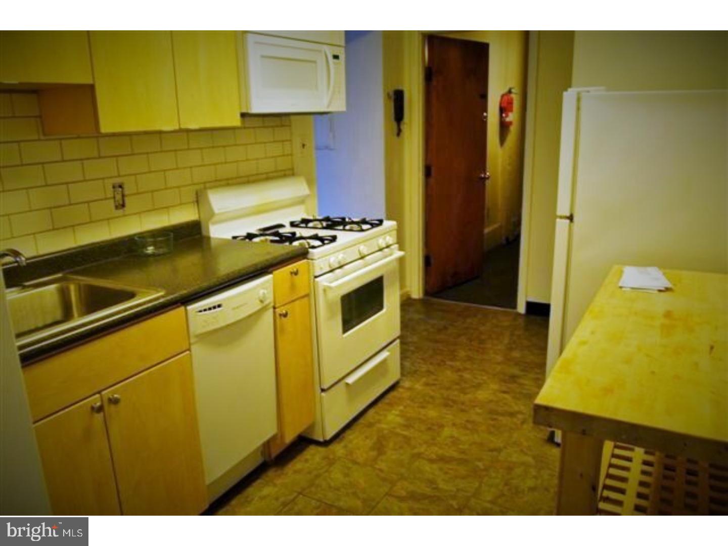 WASHINGTON SQ WEST - Residential Lease