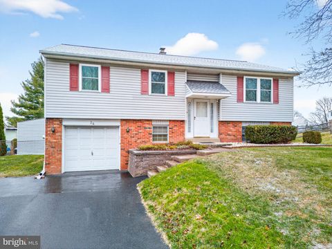 Photo of 28 Cochise Lane, ROYERSFORD, PA 19468 (MLS # PAMC2162856)