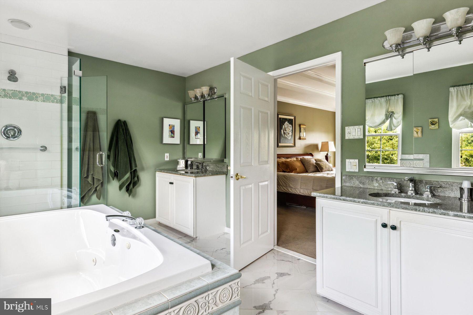 NORTH POINTE - Residential