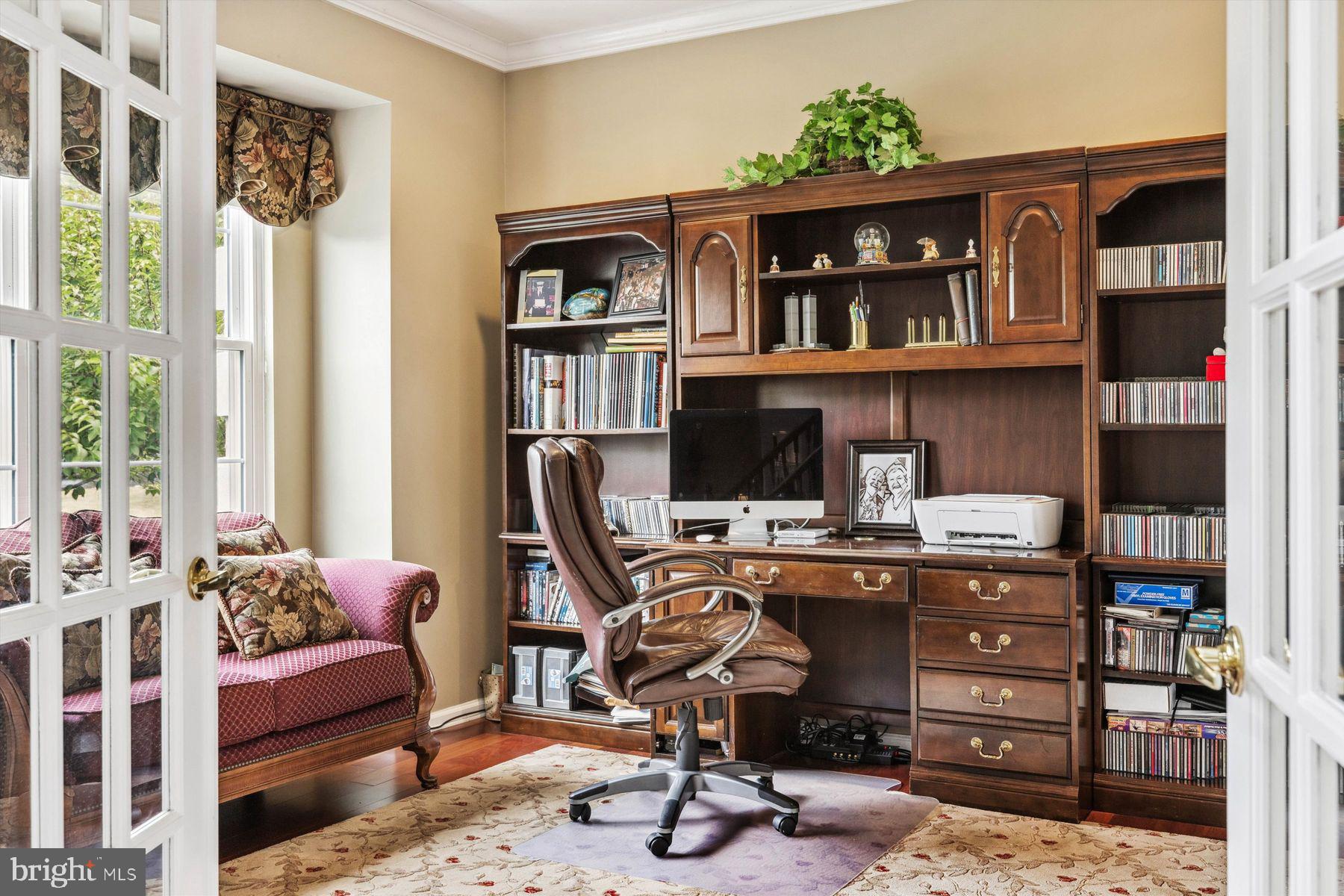 NORTH POINTE - Residential