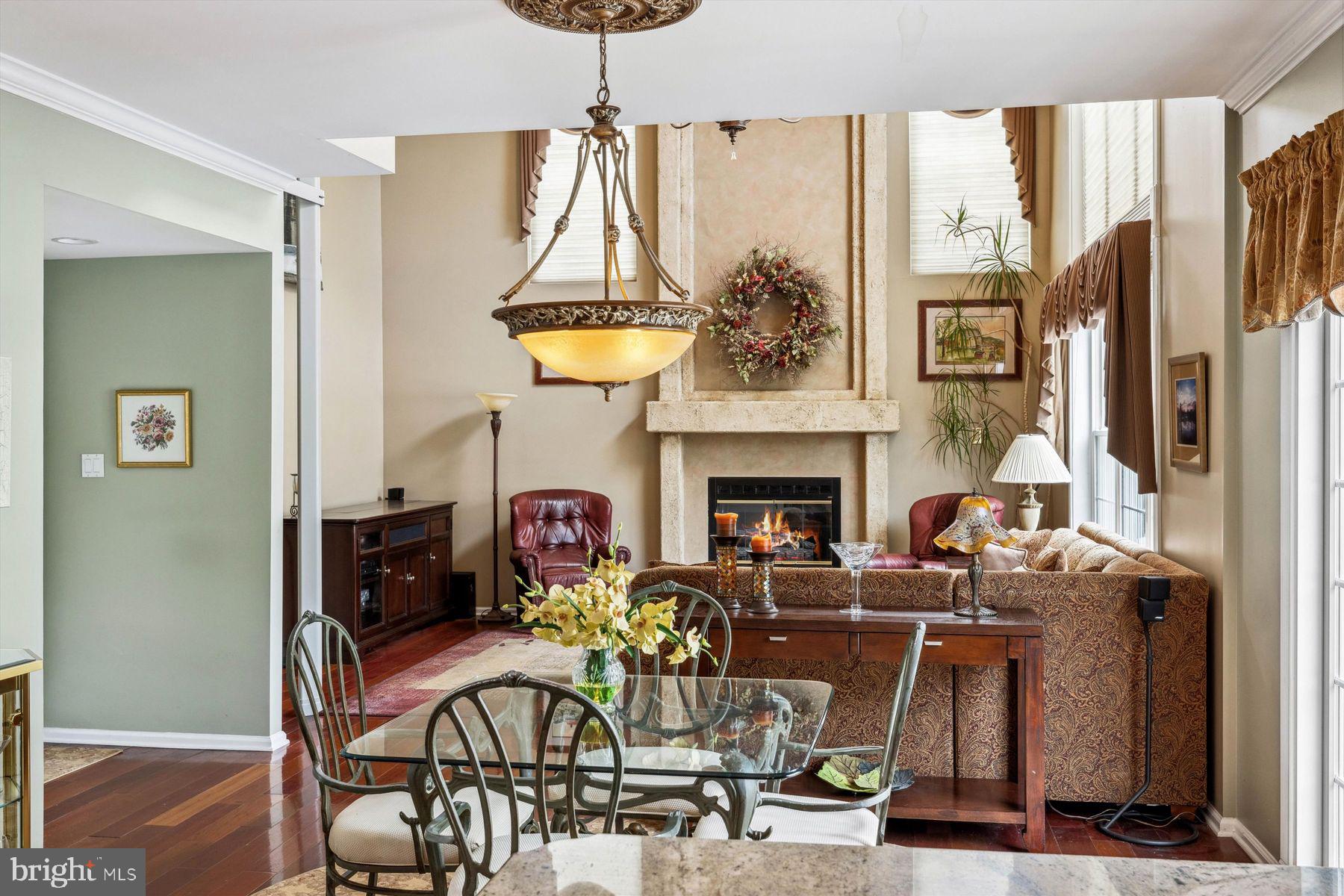 NORTH POINTE - Residential