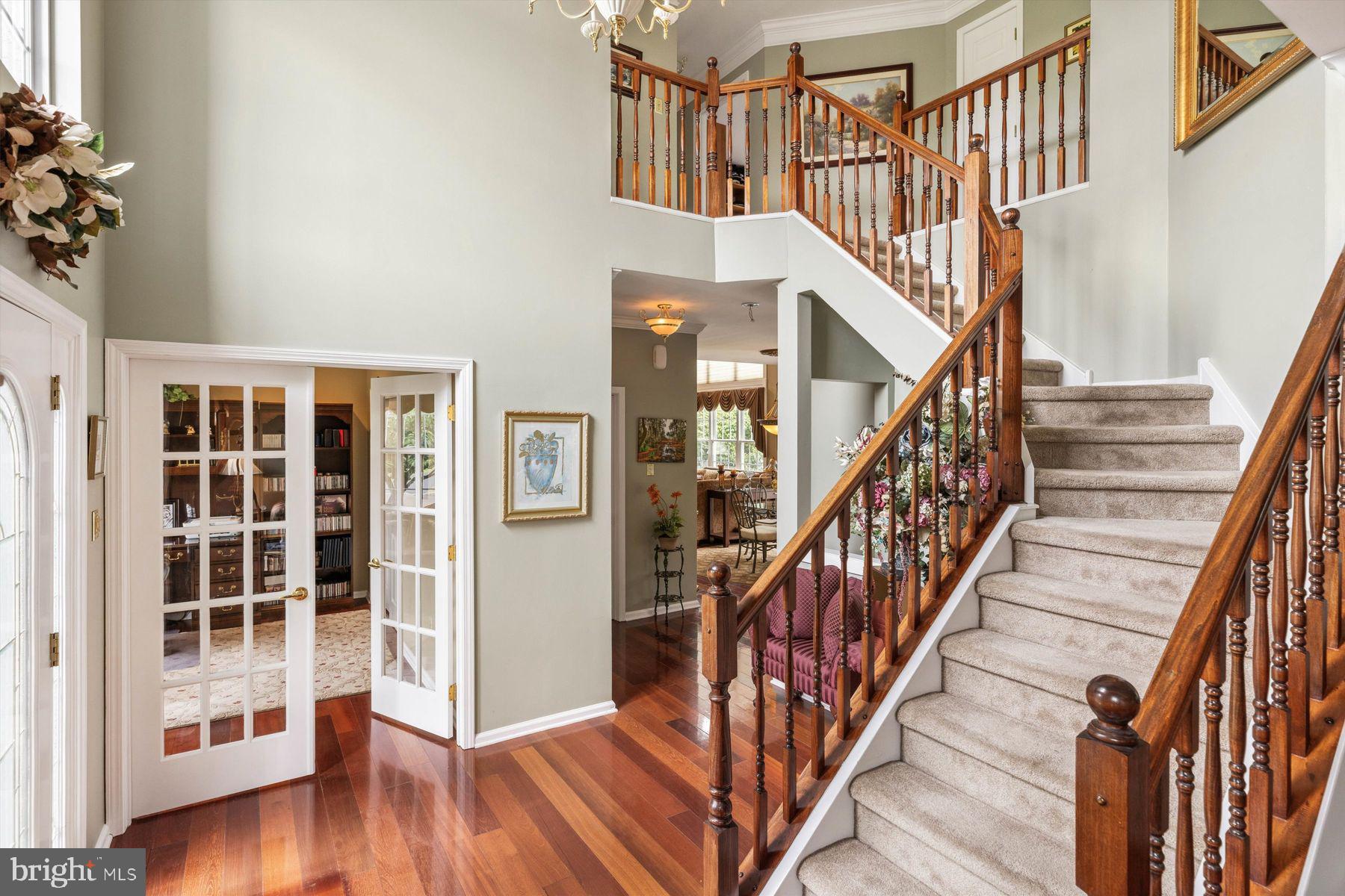 NORTH POINTE - Residential