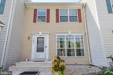 Photo of 9087 Slate Stone Loop, BRISTOW, VA 20136 (MLS # VAPW2128520)