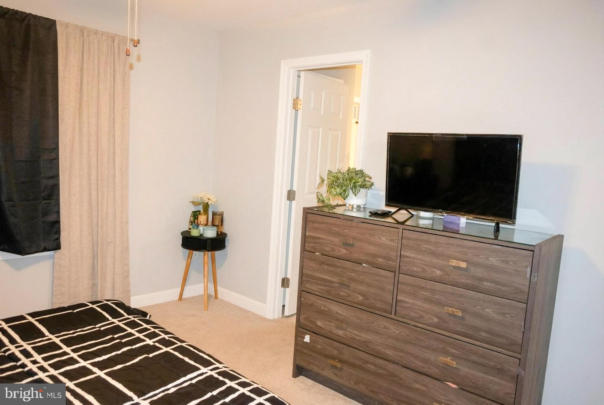 PATRIOT SQUARE - Residential