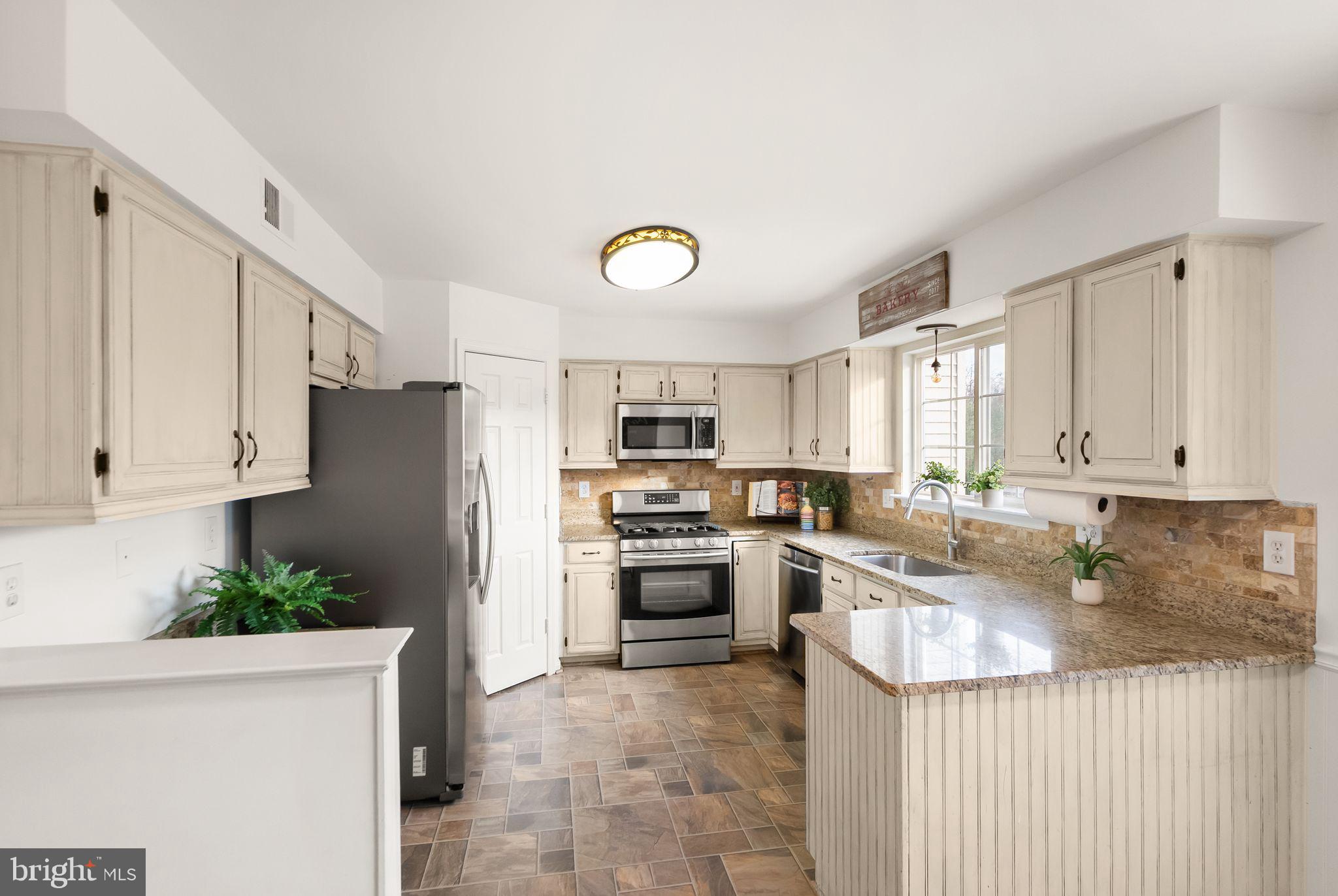 ASHBURN FARM - Residential