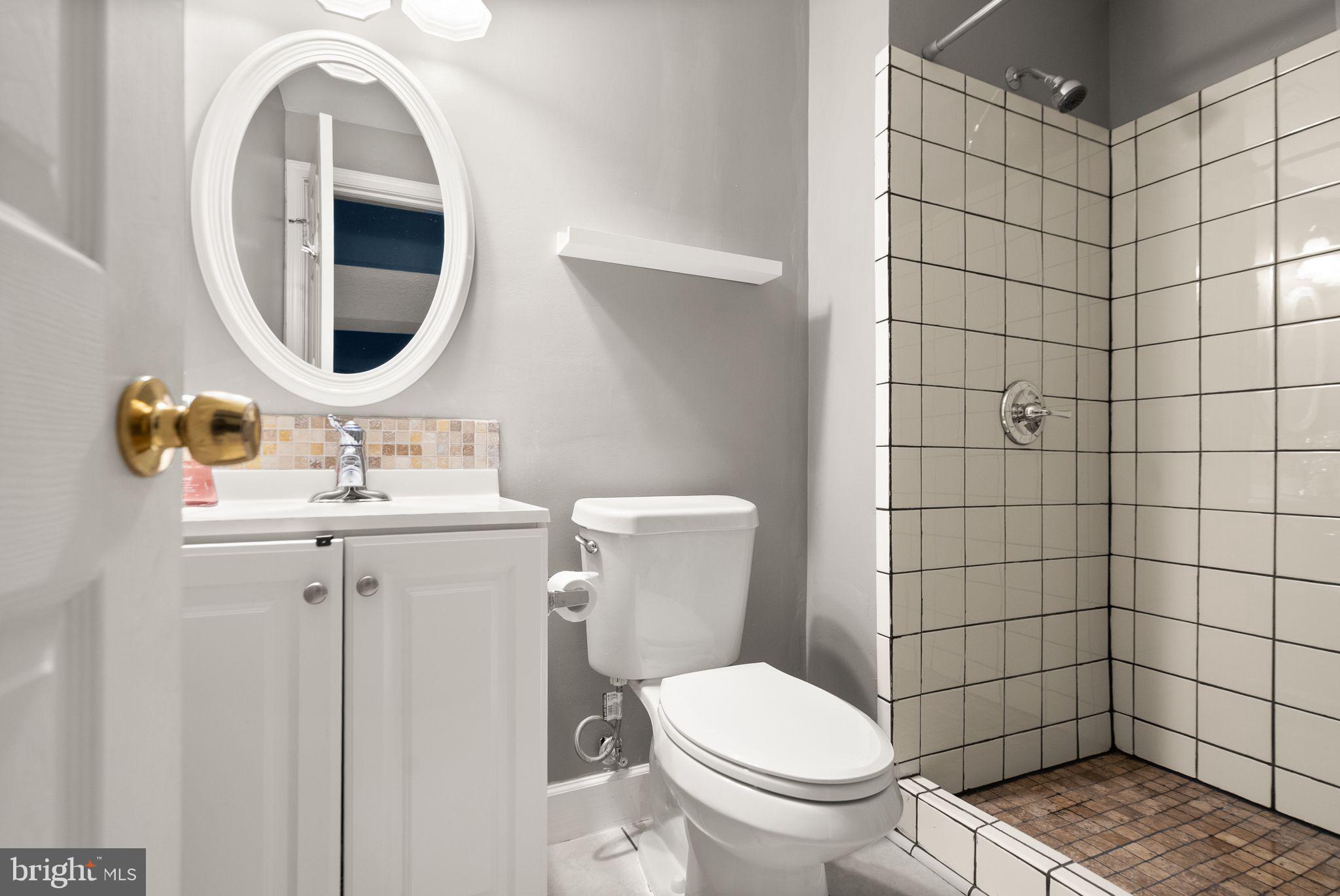 ASHBURN FARM - Residential