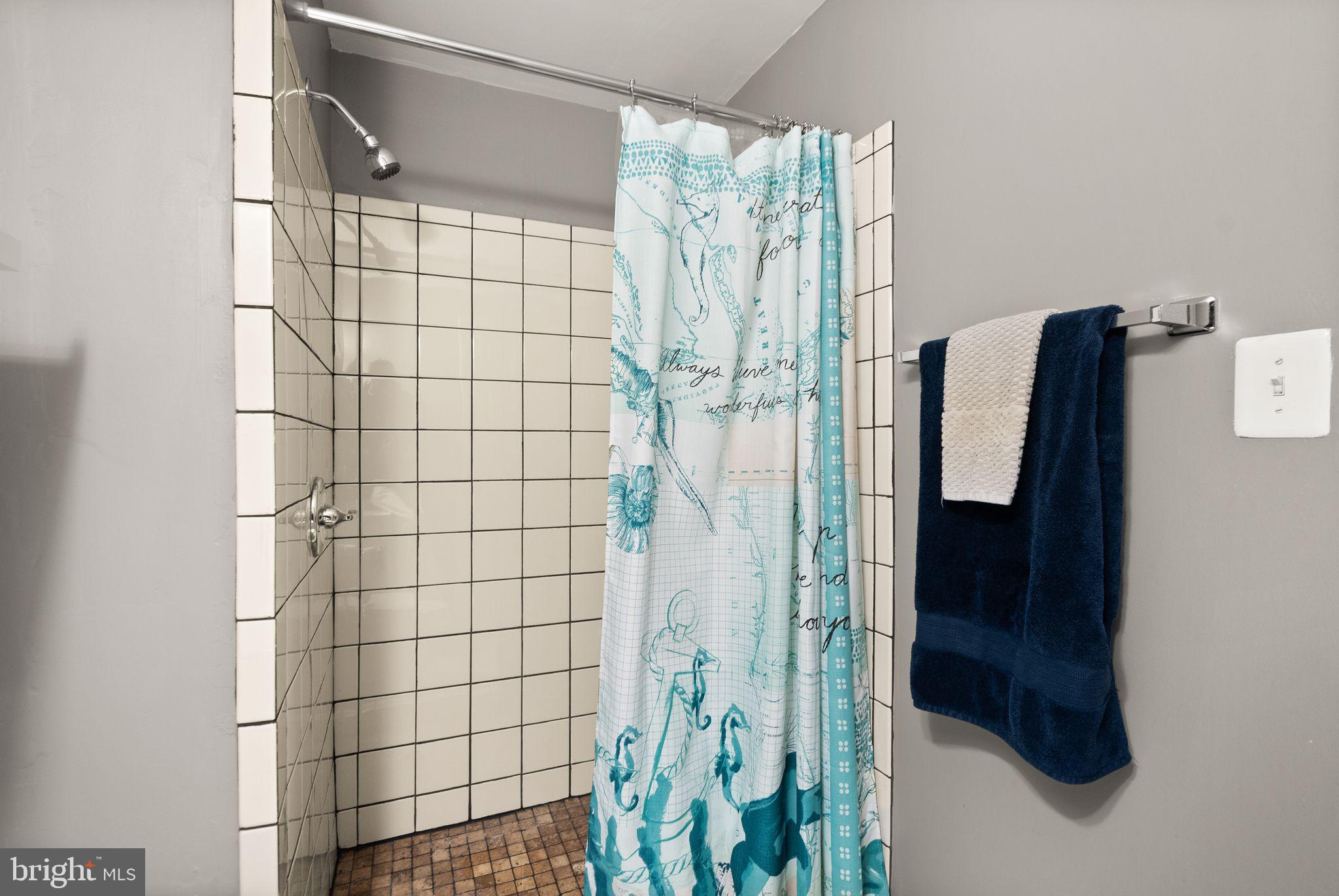 ASHBURN FARM - Residential