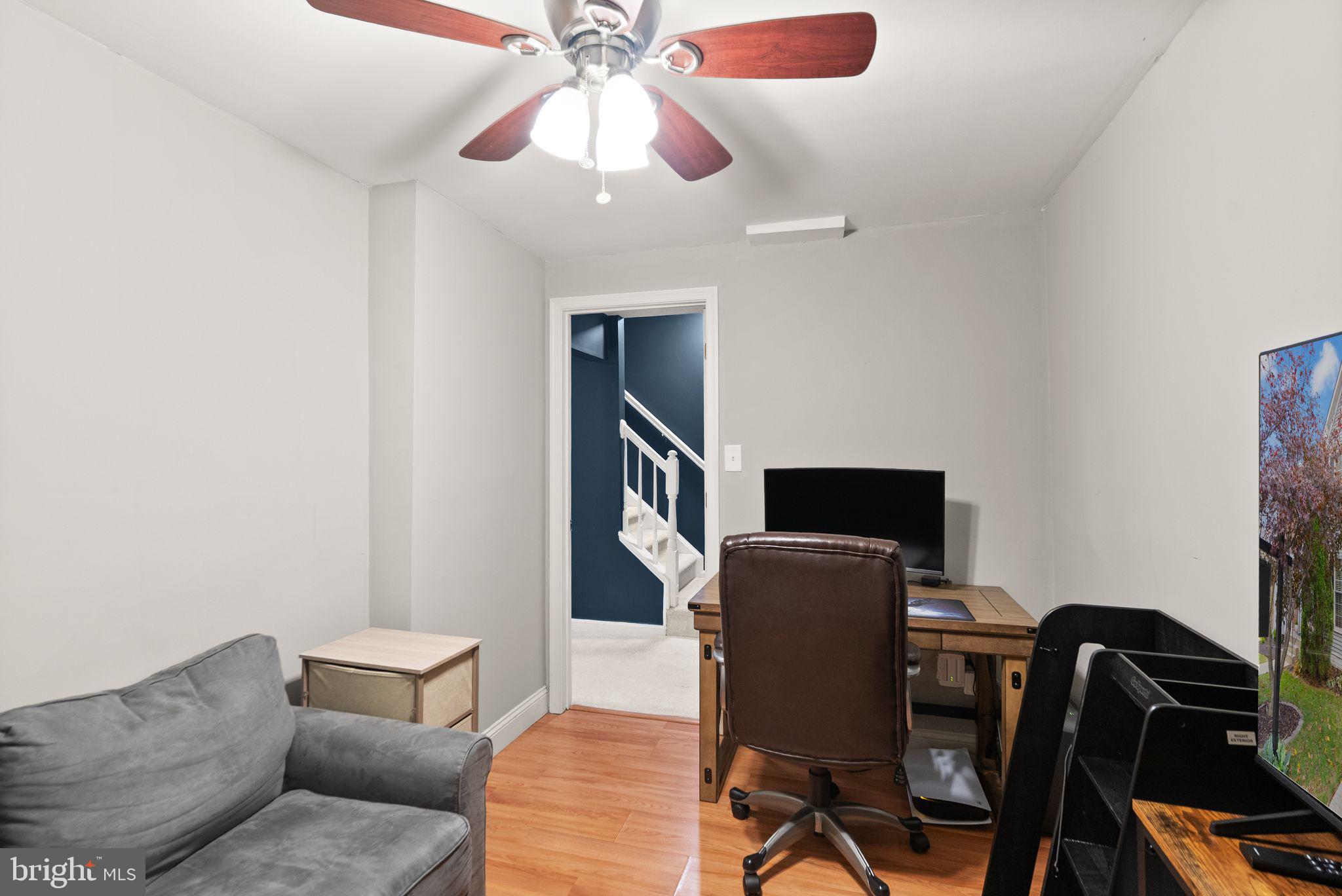 ASHBURN FARM - Residential