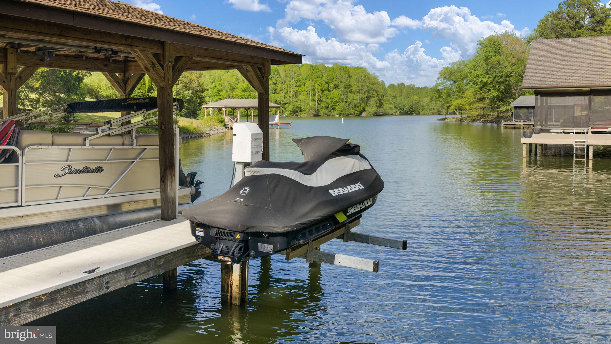 KELLYS LANDING - Residential