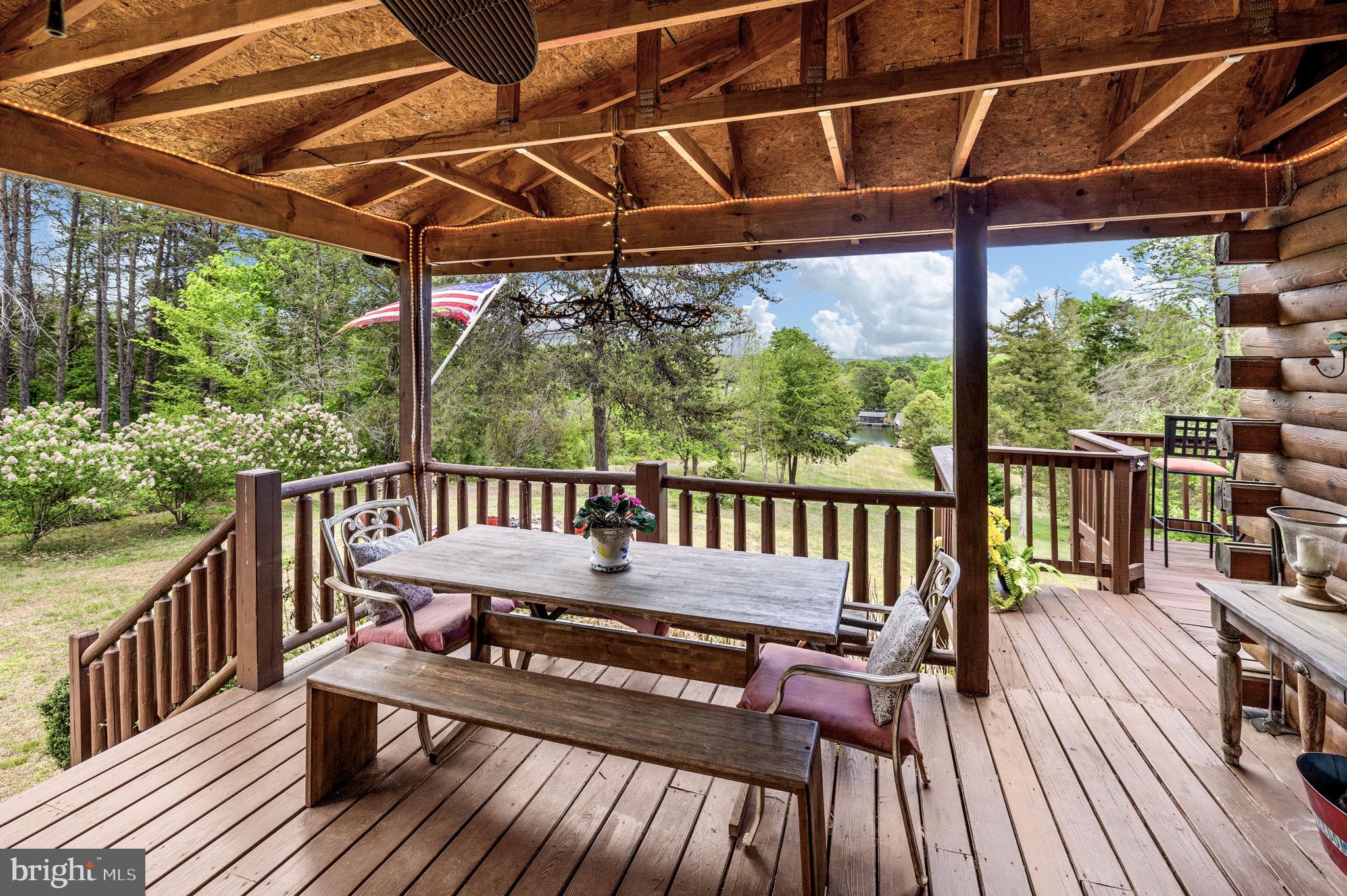 KELLYS LANDING - Residential