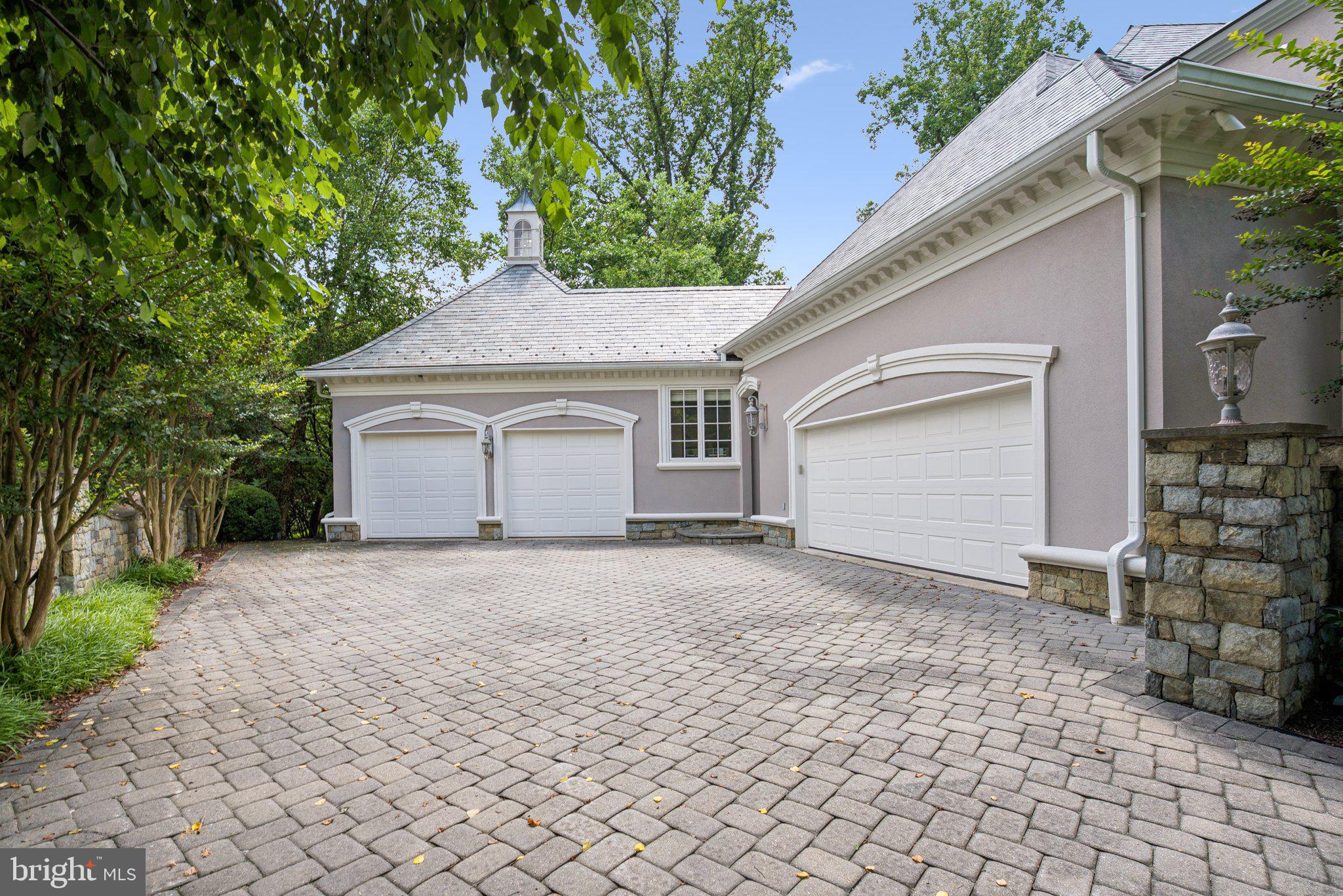 AVENEL - Residential