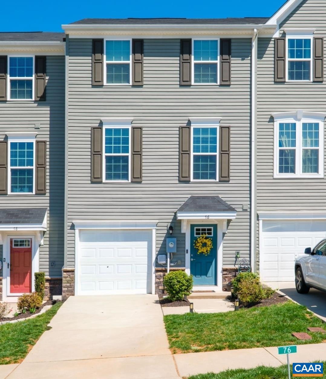 VILLAGE OAKS - Residential