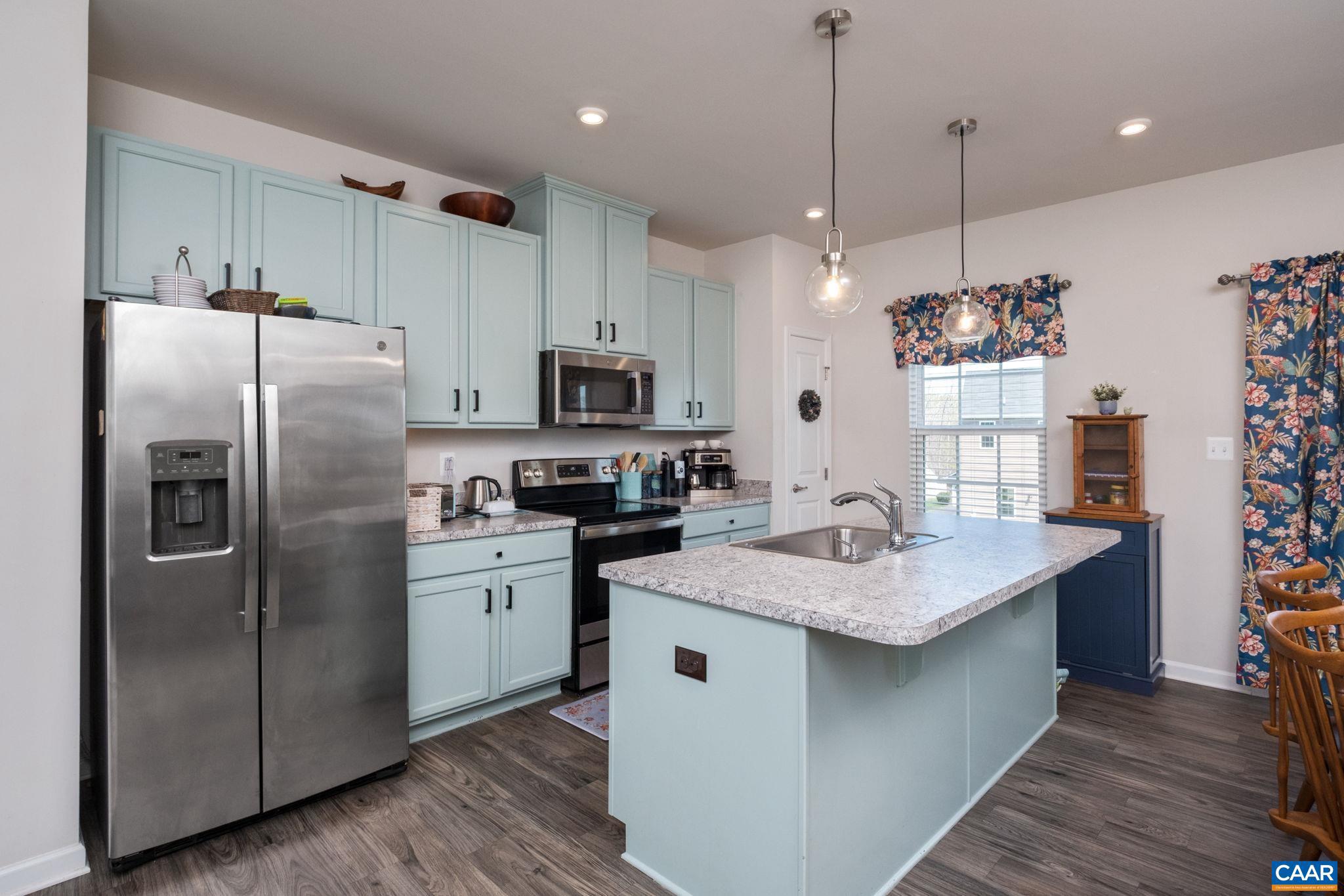 VILLAGE OAKS - Residential