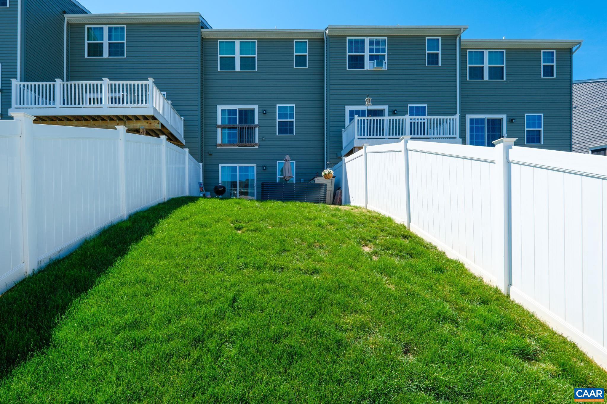 VILLAGE OAKS - Residential