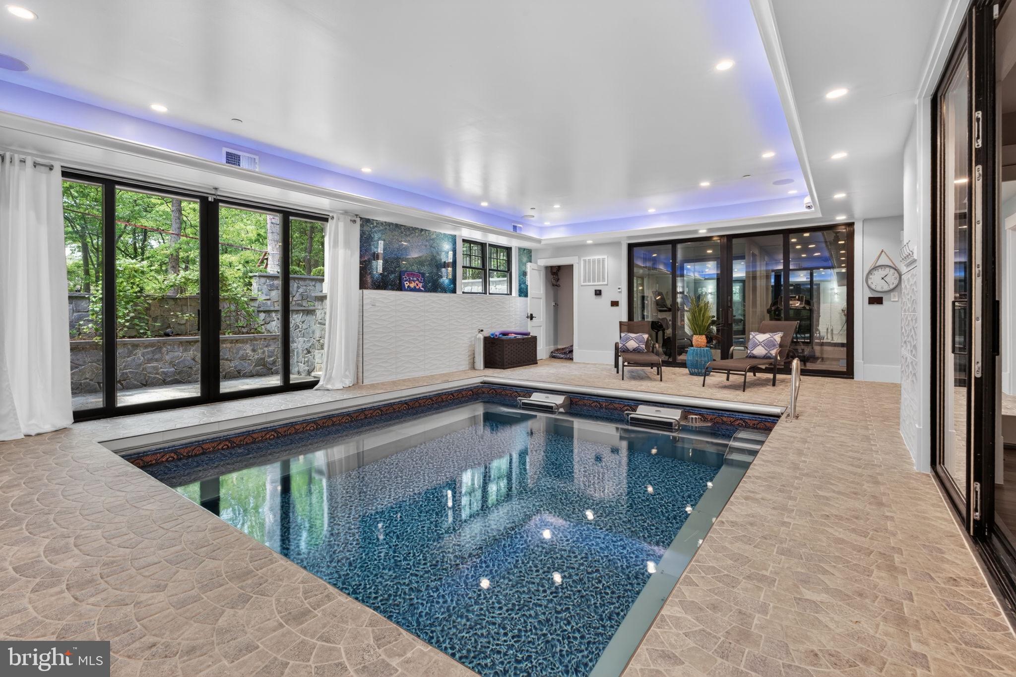 KENTLANDS - Residential