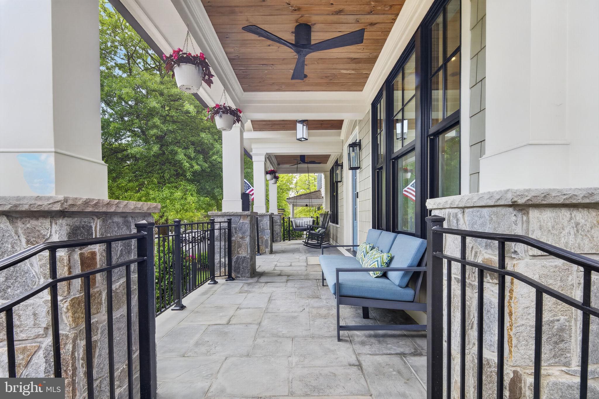 KENTLANDS - Residential