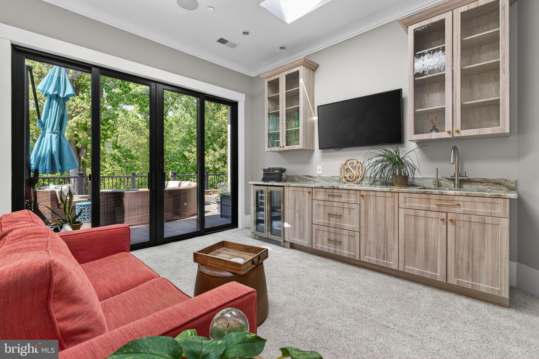 KENTLANDS - Residential