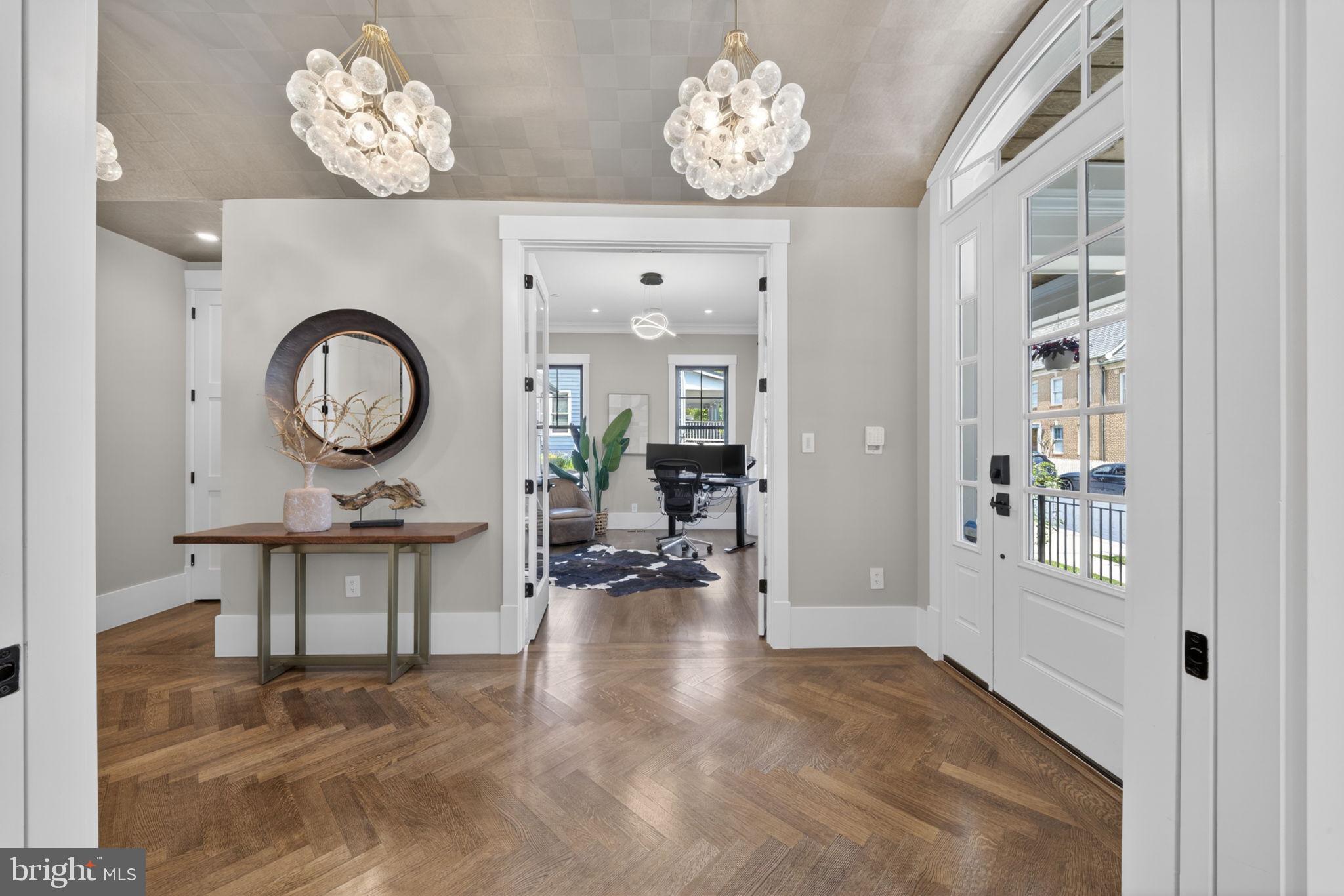 KENTLANDS - Residential